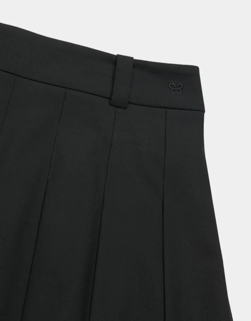 Image for 🌷Olive mini-skirt – Sunday Best (Aritzia)