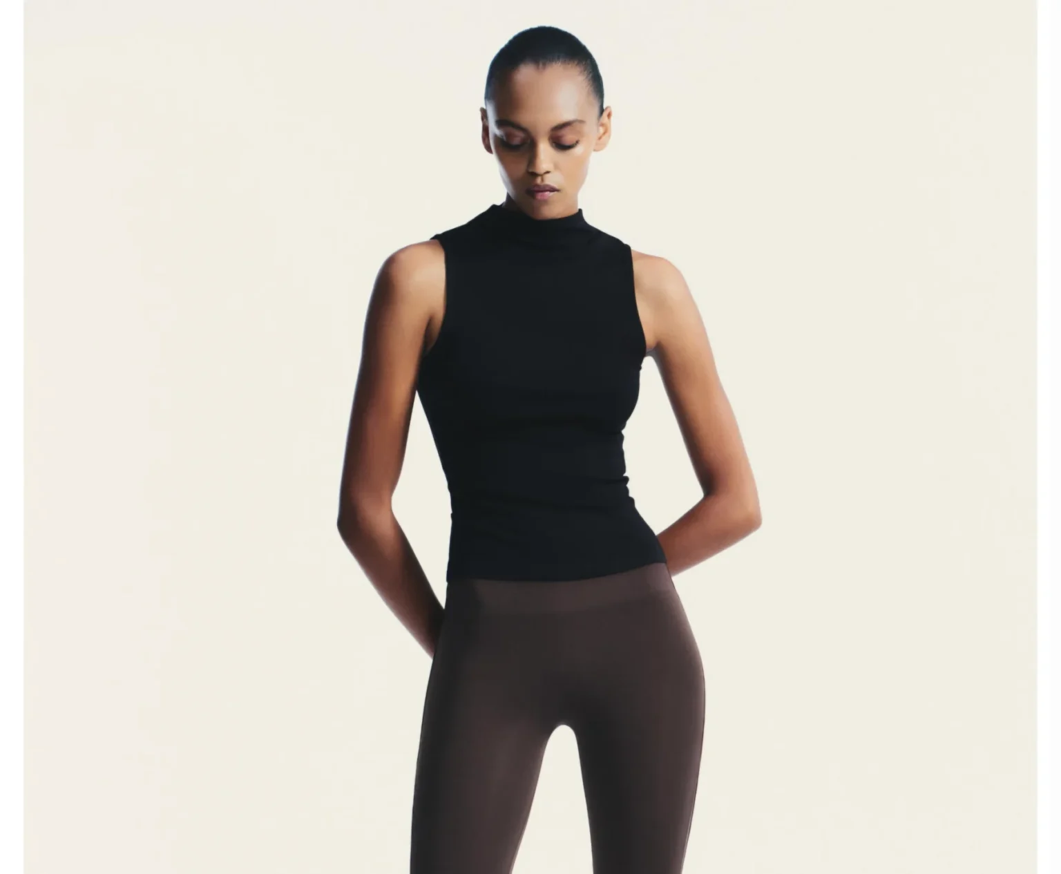 Featured image for 🌷Top à col cheminée - Zara