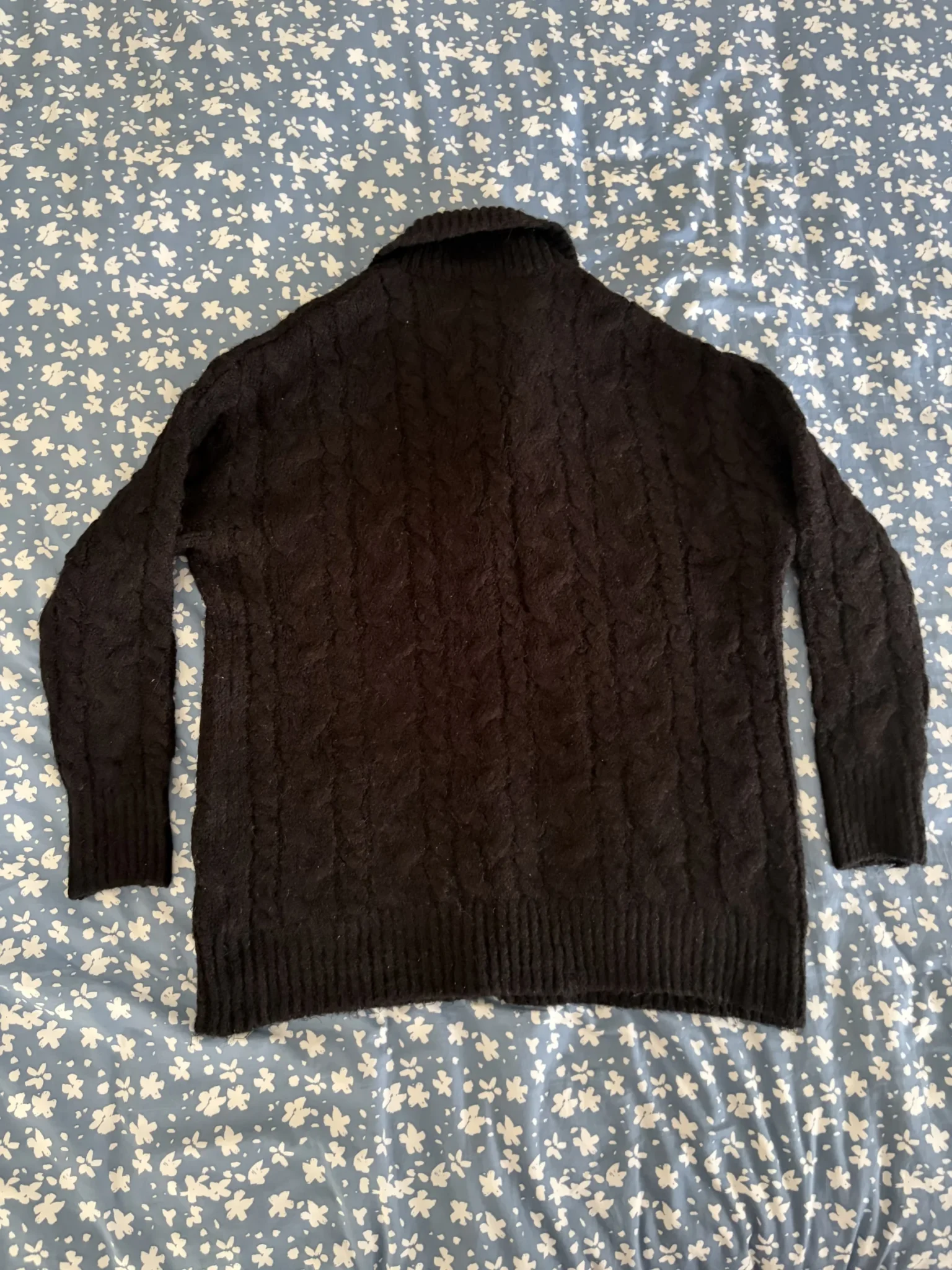 Image for Chunky-knit cardigan