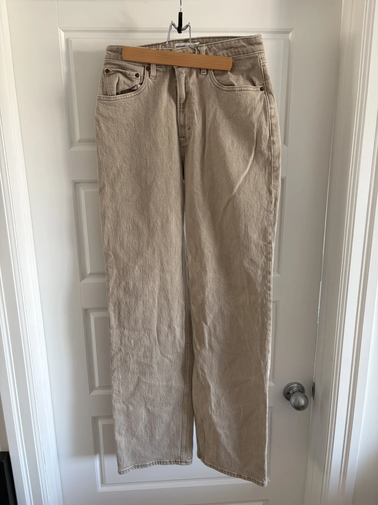Image for Abercrombie beige high-rise jeans, size 28 XL