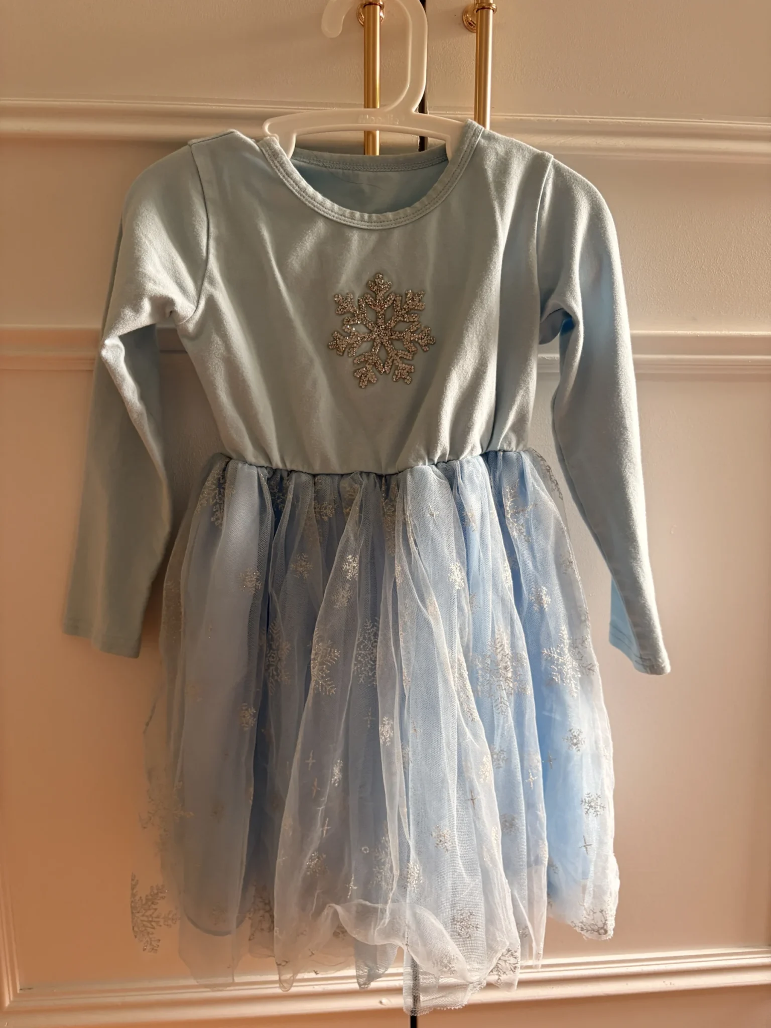 Image for 2 robes style Elsa/Frozen 5 ans