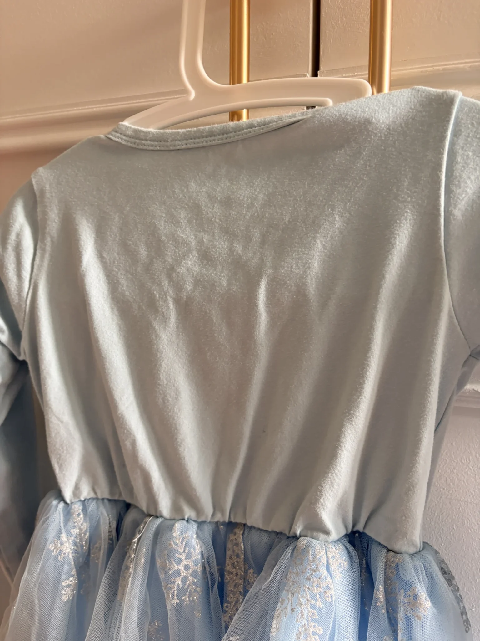 Image for 2 robes style Elsa/Frozen 5 ans