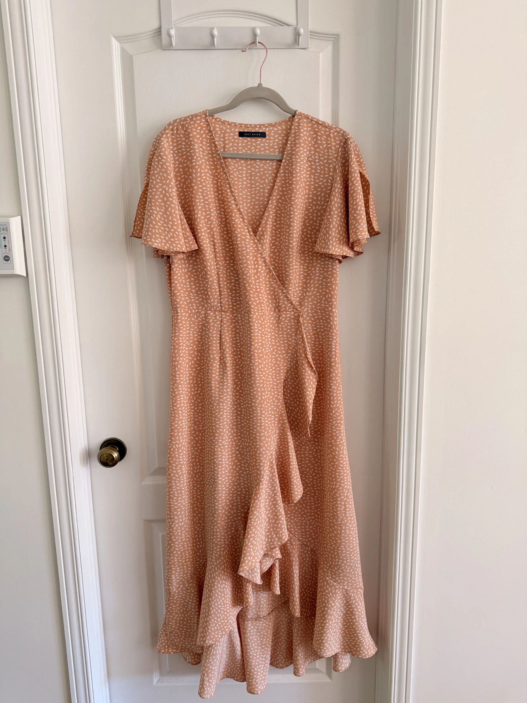 A gorgeous dress by Suzy Shier Suzy Shier seconde main
