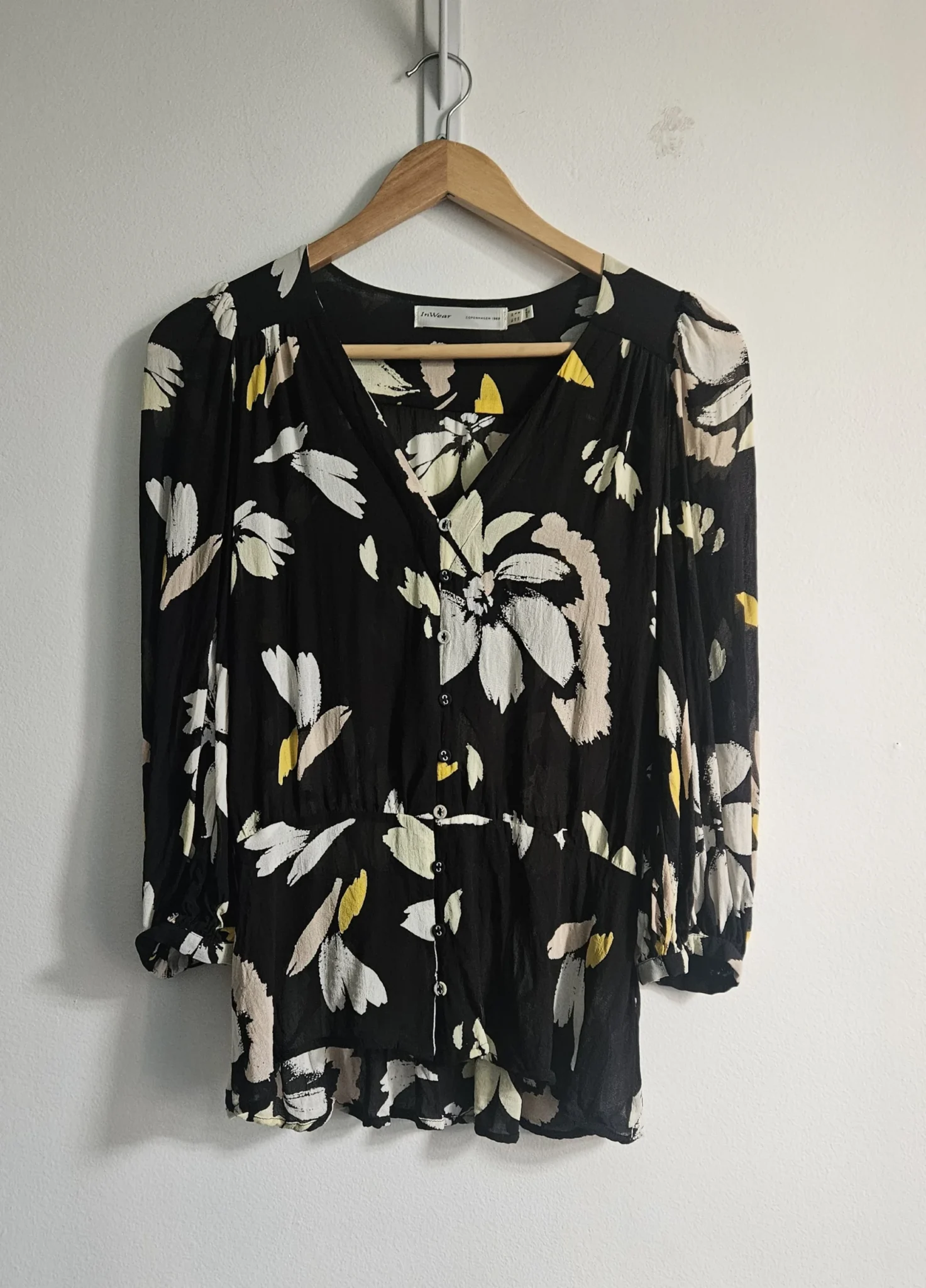 Featured image for 🌷Floral-print blouse - In Wear