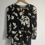 Featured thumbnail for 🌷Floral-print blouse - In Wear
