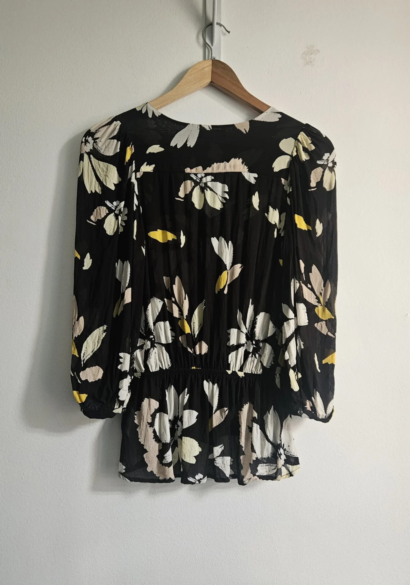 Image for 🌷Floral-print blouse - In Wear