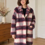 Featured thumbnail for A very pretty long checked coat