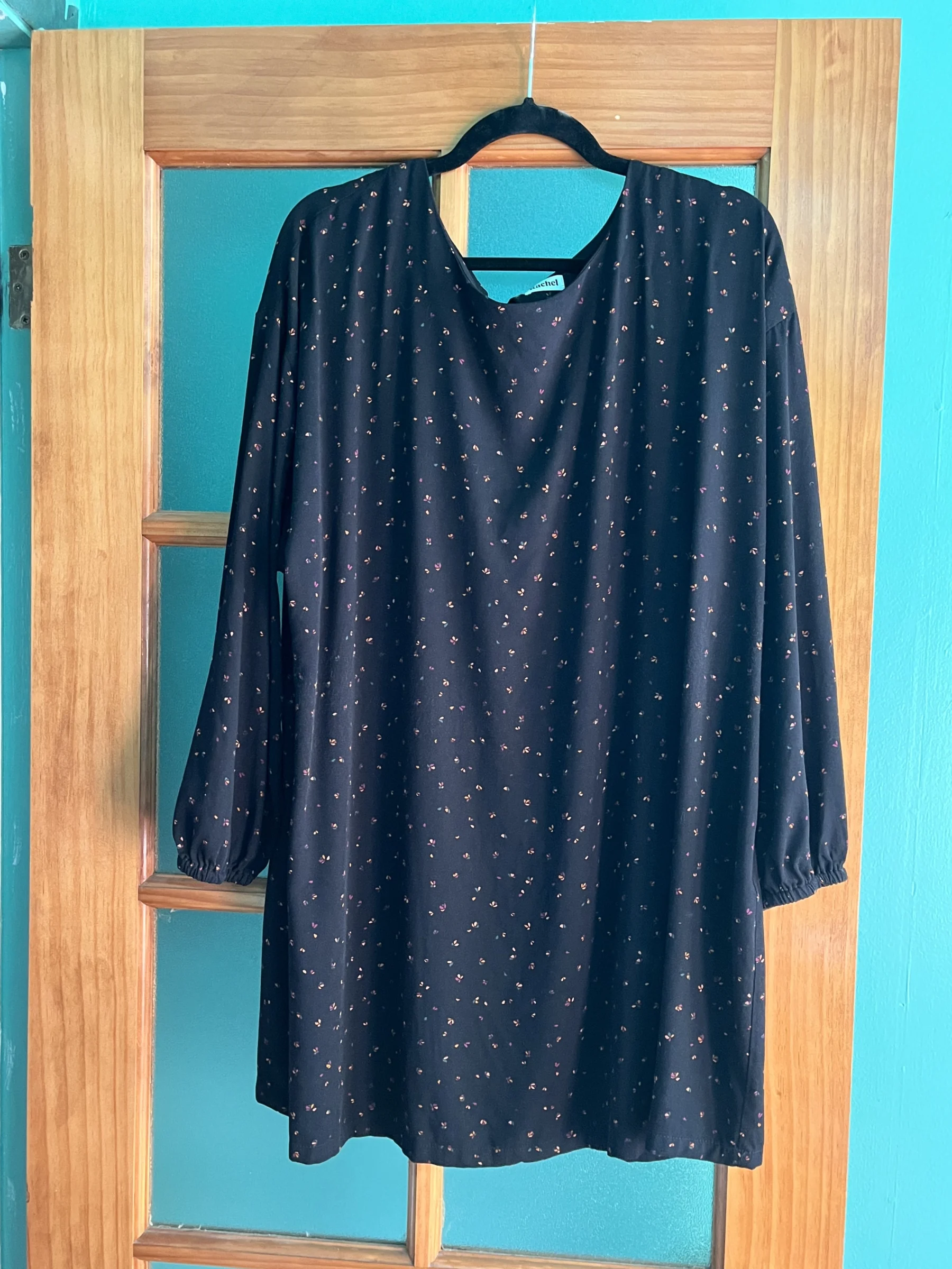 Black Autumn Dress with Long Sleeves *Other seconde main