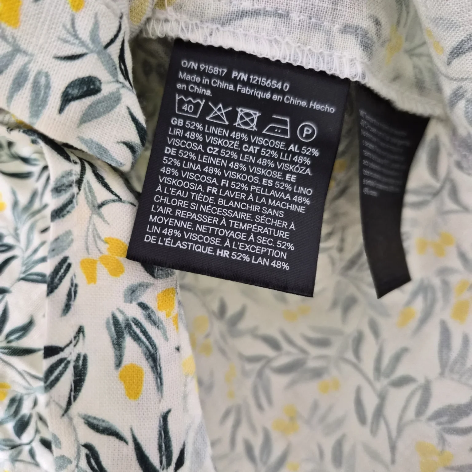 Image for Floral linen blouse with puffed sleeves