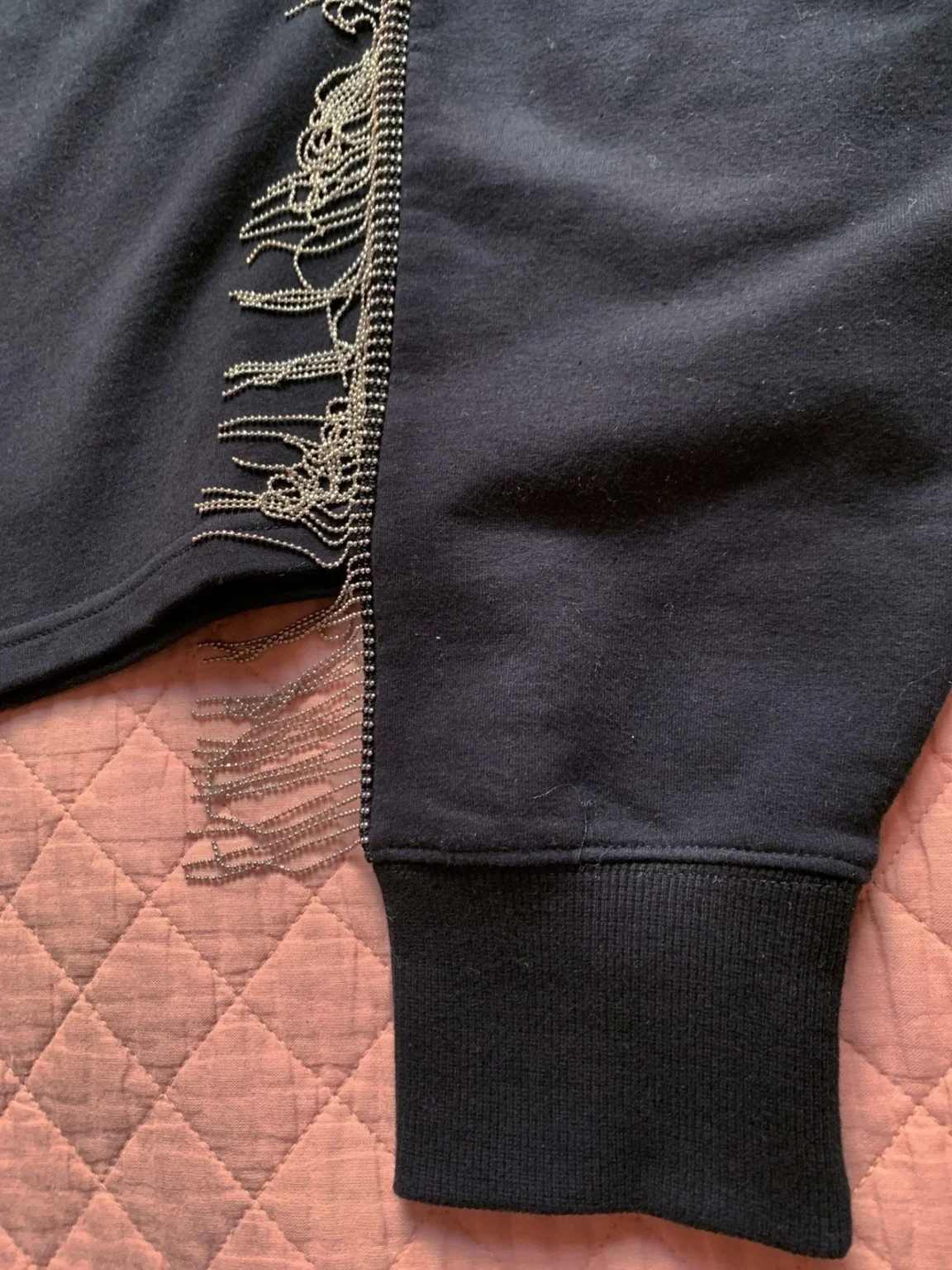 Image for NOLI – Black cropped yoga/athleisure top with fringing and rhinestones – M