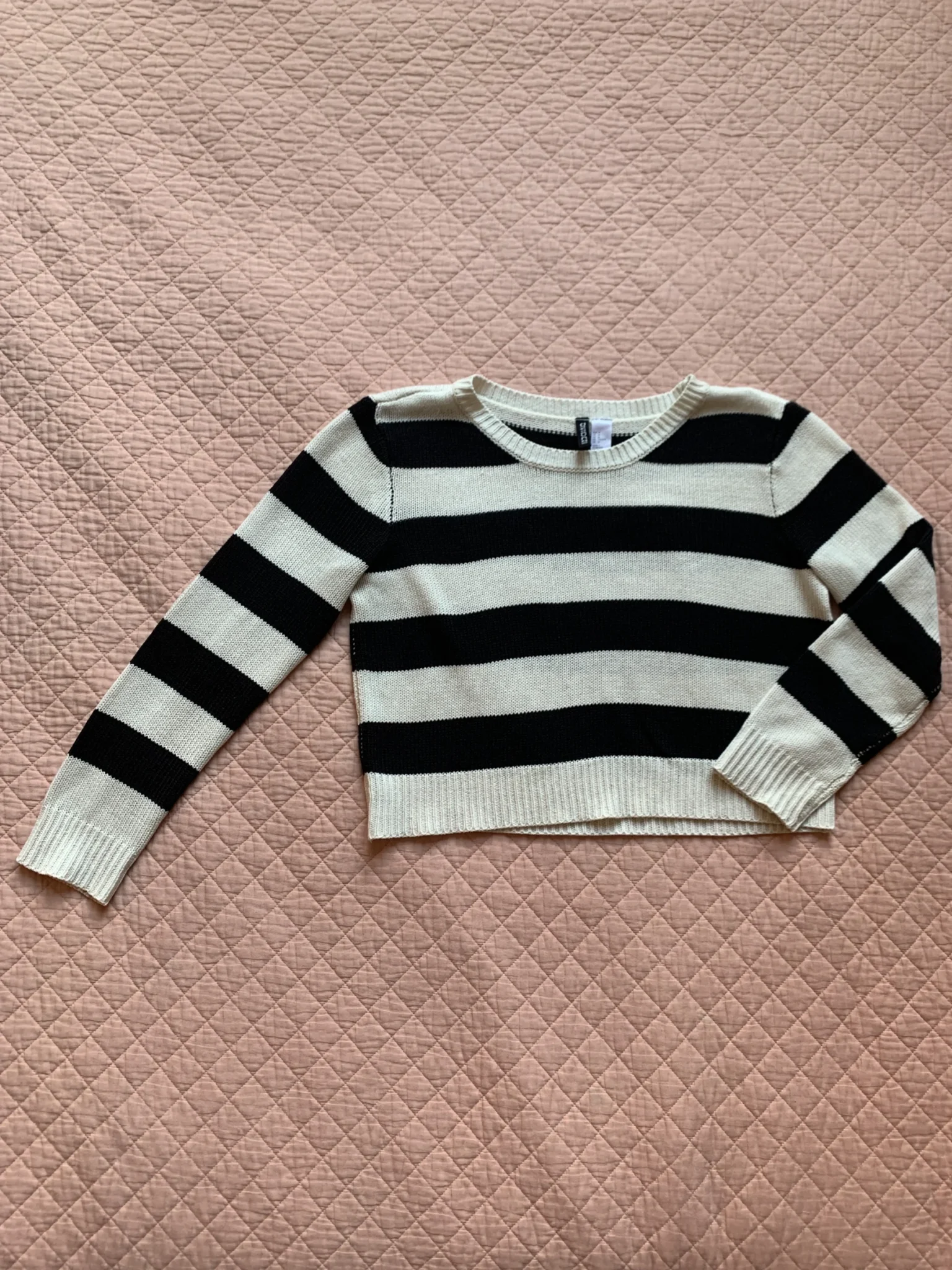 Image for DIVIDED by H&M – Classic black and white striped jumper – M