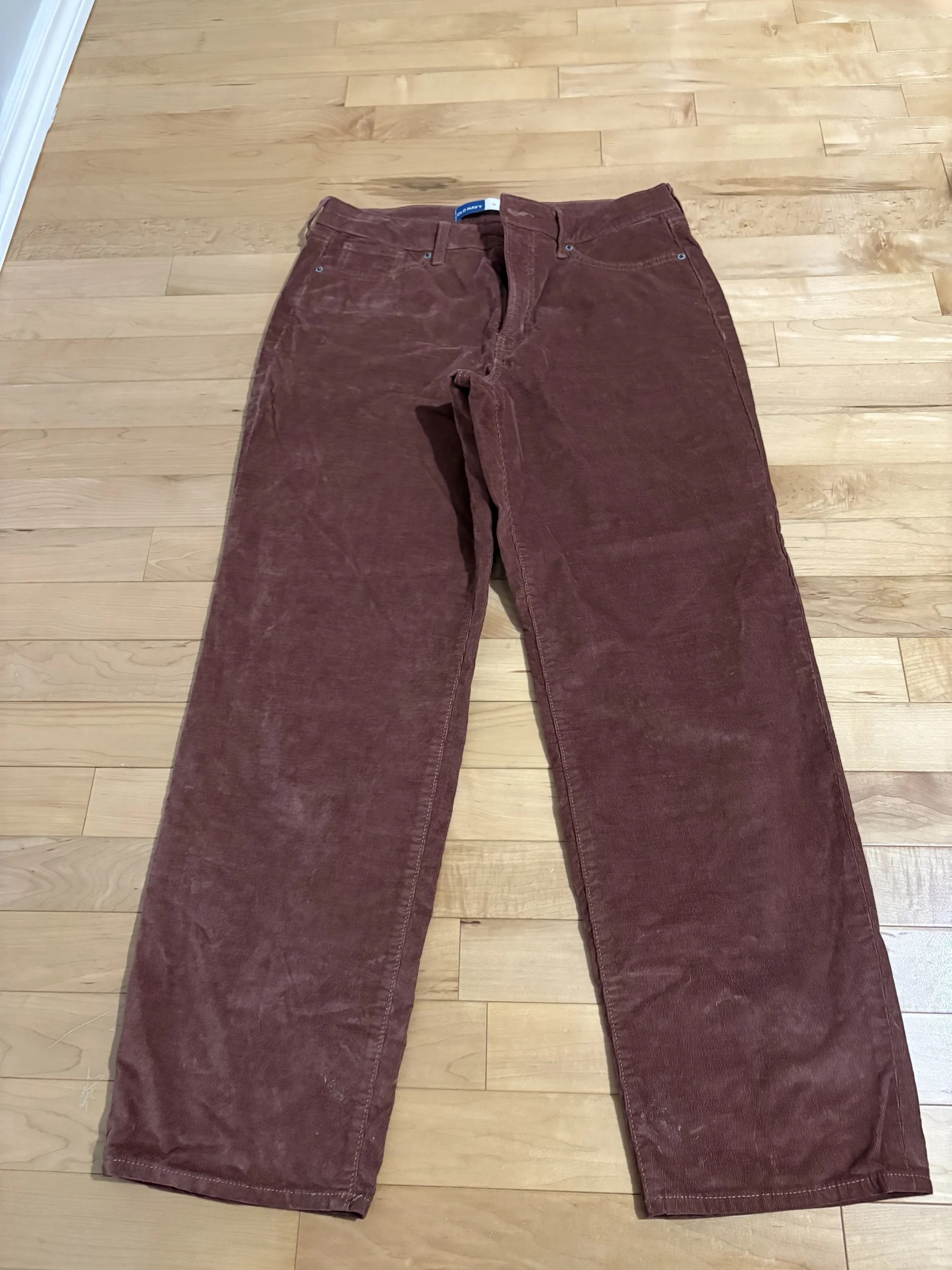 Old Navy coral corduroy trousers Old navy seconde main
