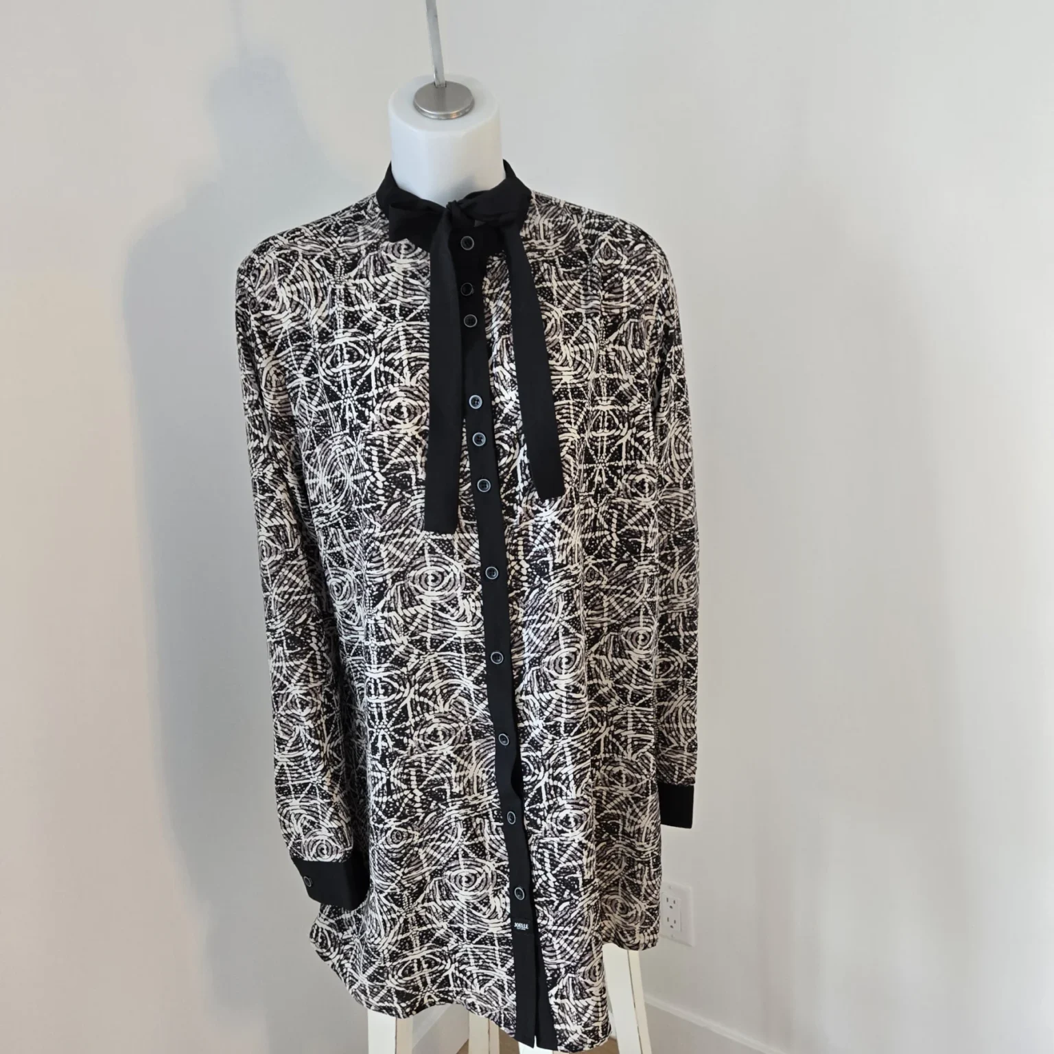 Image for JOELLE tunic top🤎👌