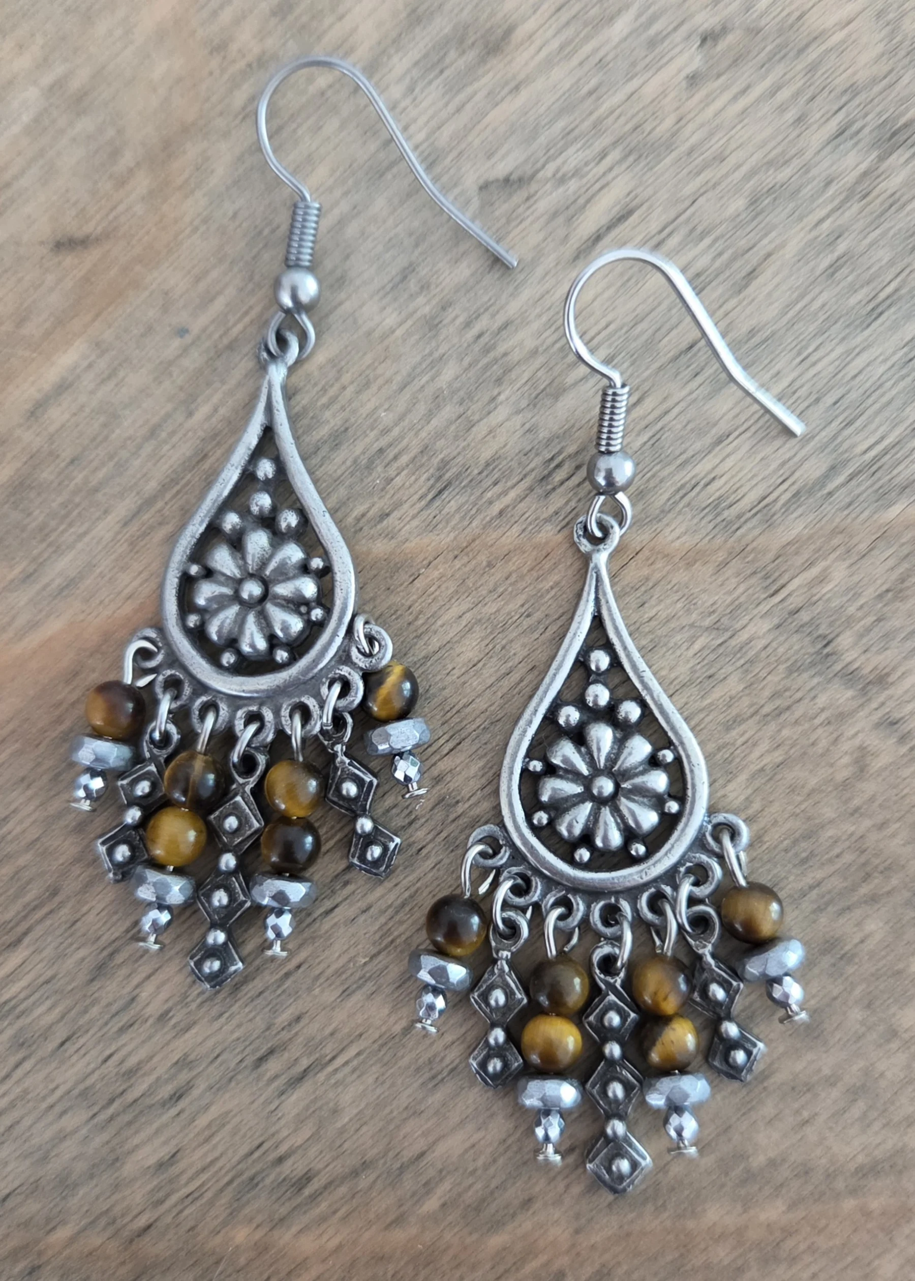 Brand-new earrings *Other seconde main