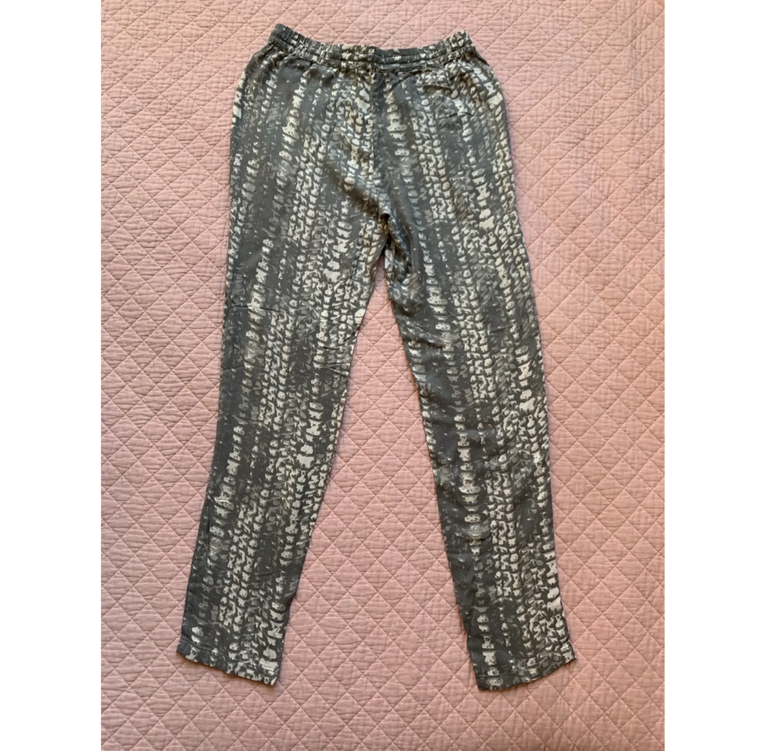 Image for SOYACONCEPT – Flowing trousers with an abstract tie-dye pattern, elasticated waist – Spring/Summer