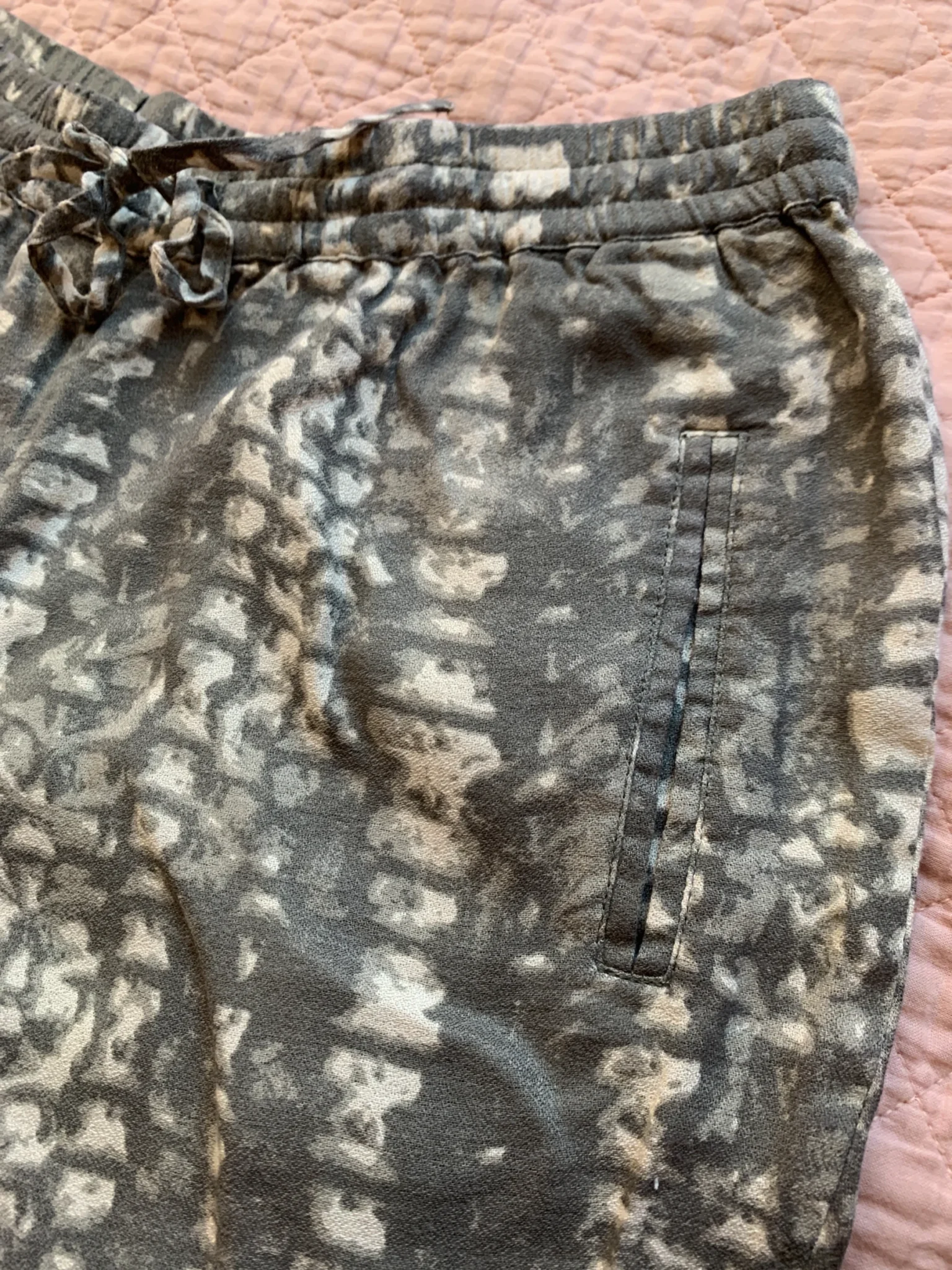 Image for SOYACONCEPT – Flowing trousers with an abstract tie-dye pattern, elasticated waist – Spring/Summer