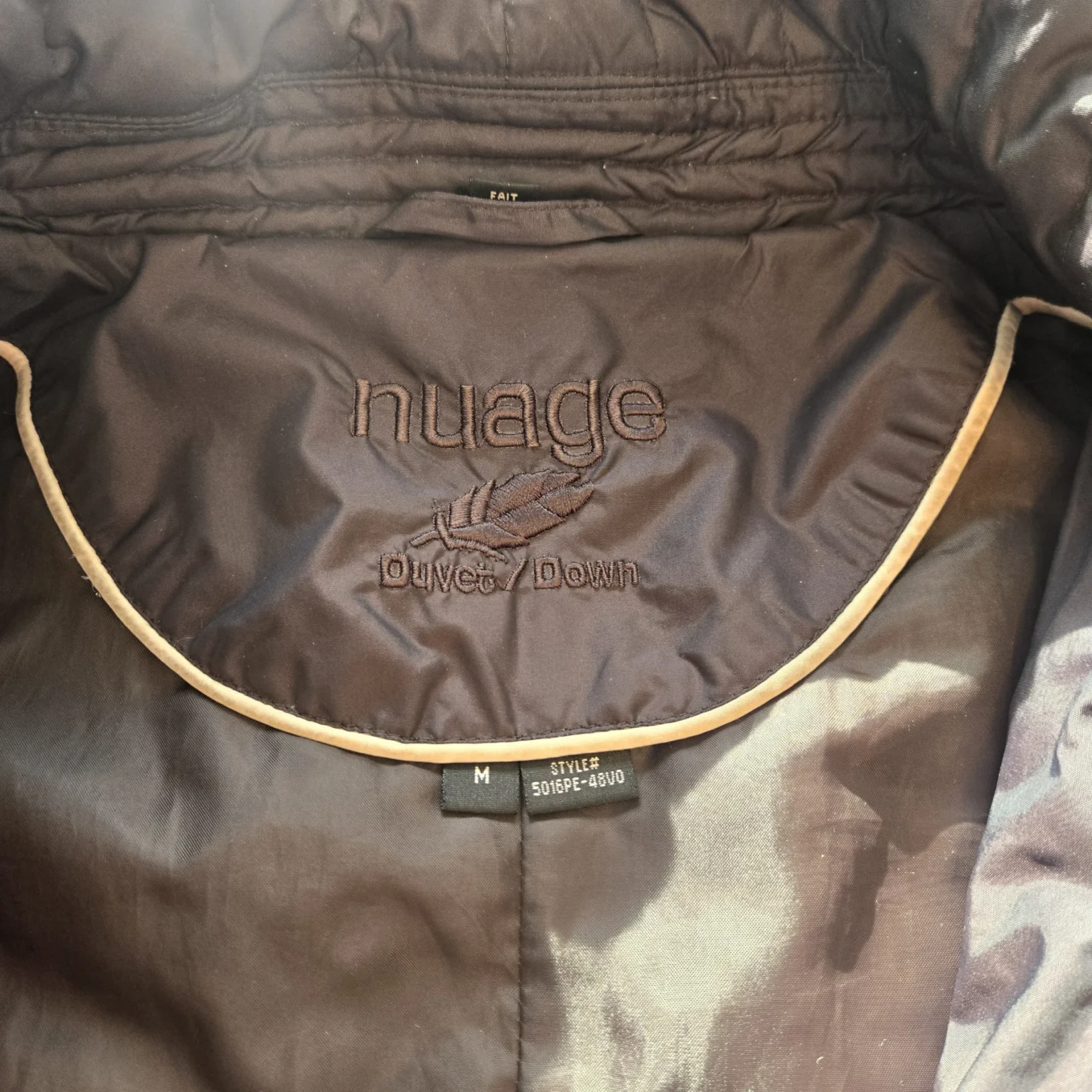 Image for A beautiful down coat with a detachable hood