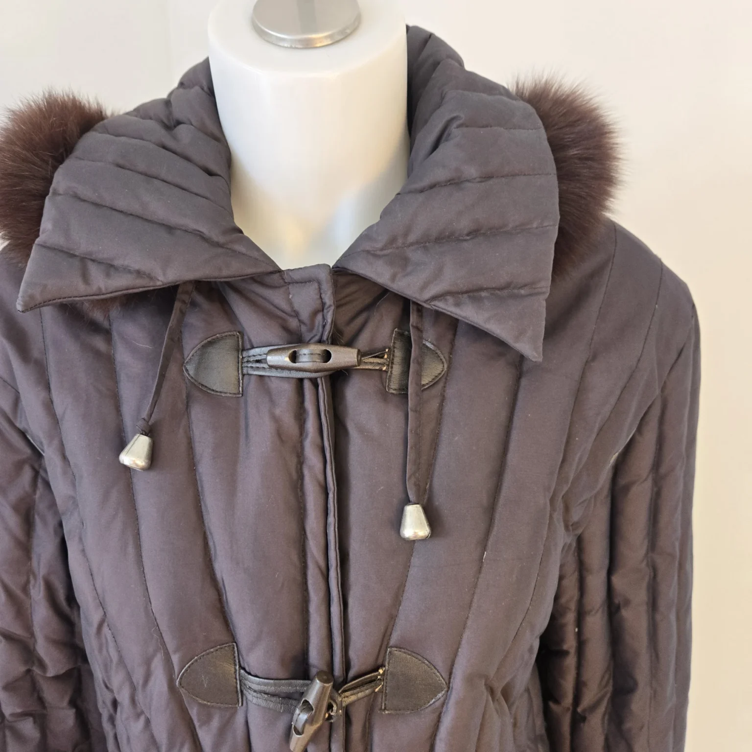 Image for A beautiful down coat with a detachable hood
