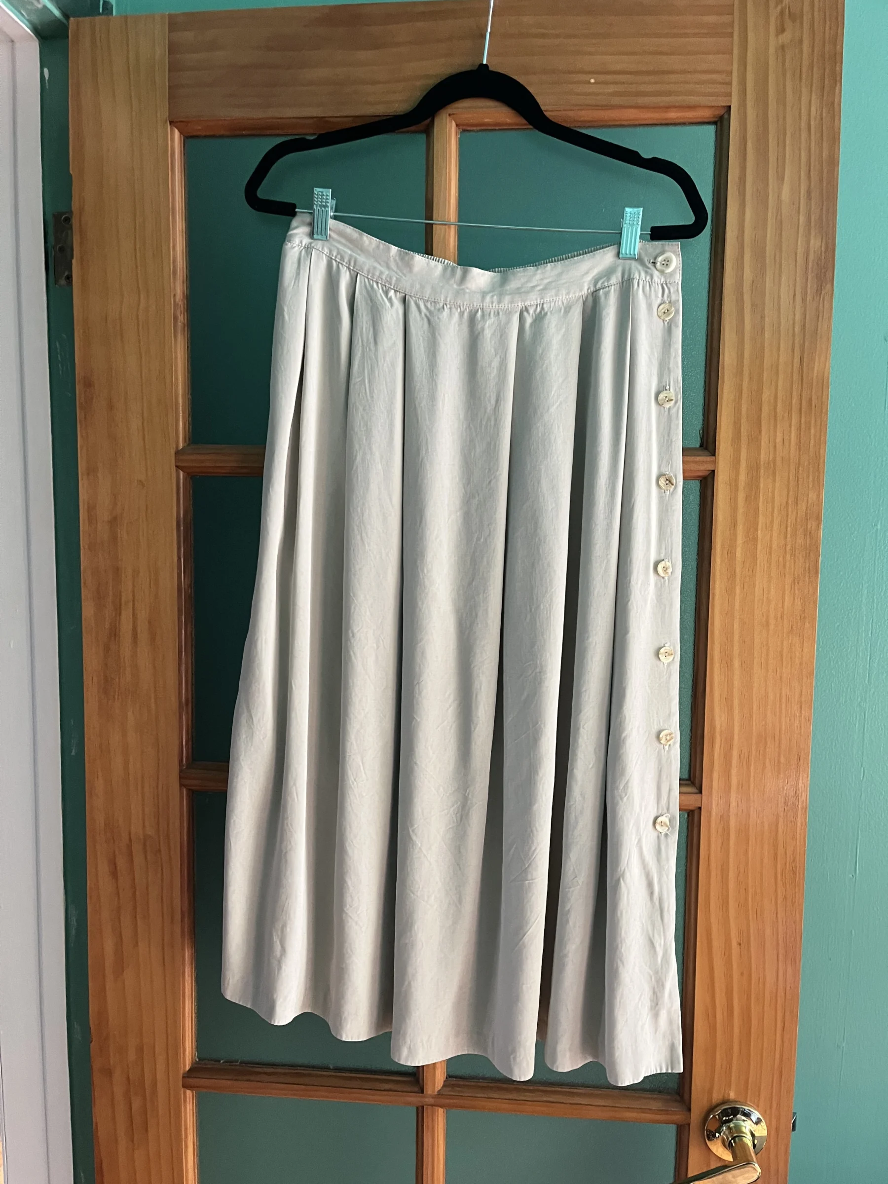 Beige Mid-Length Button-Up Skirt *Other seconde main