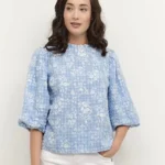 Thumbnail for Floral blouse