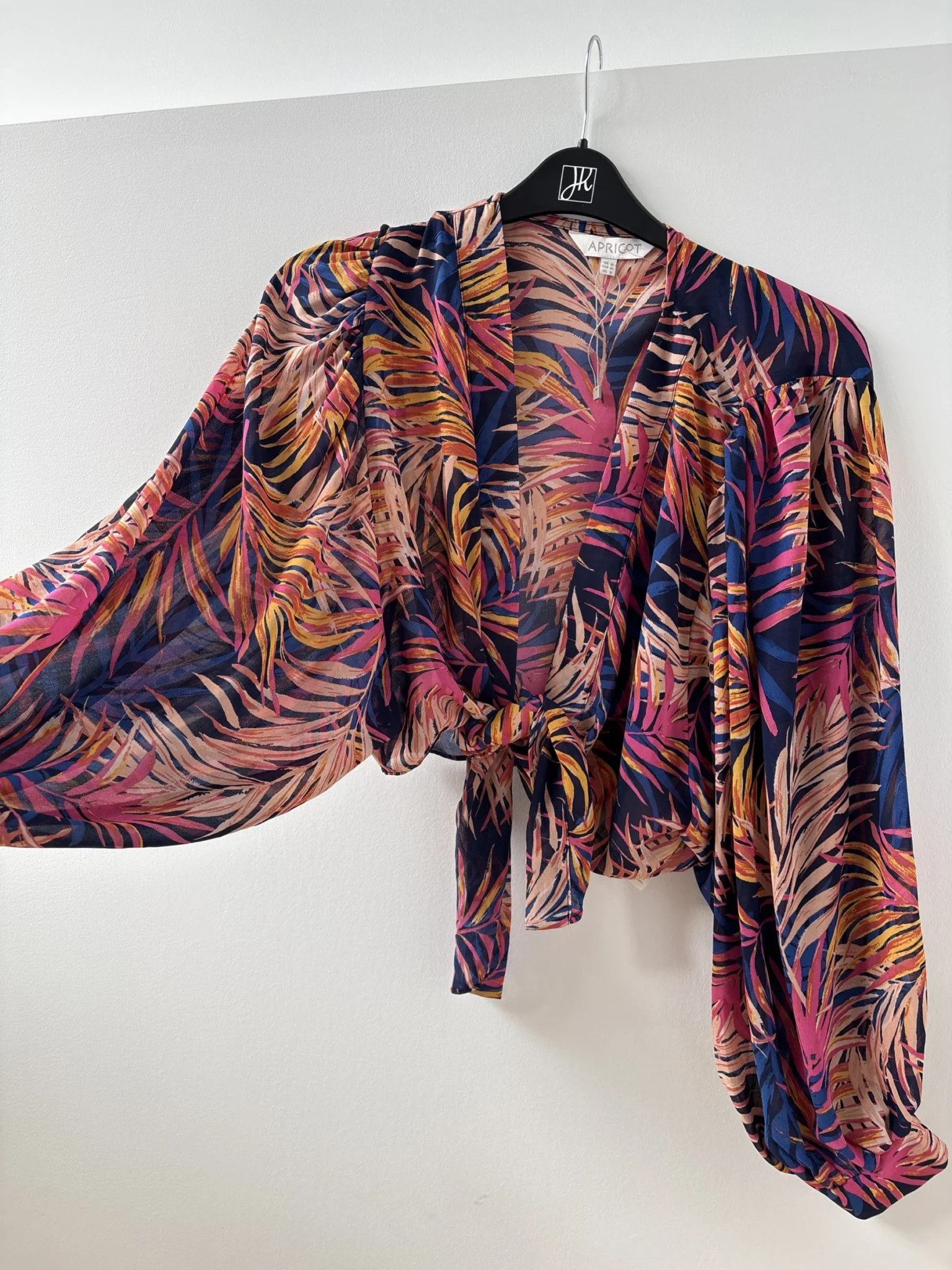 Image for Cropped blouse