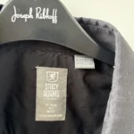 Thumbnail for Black shirt