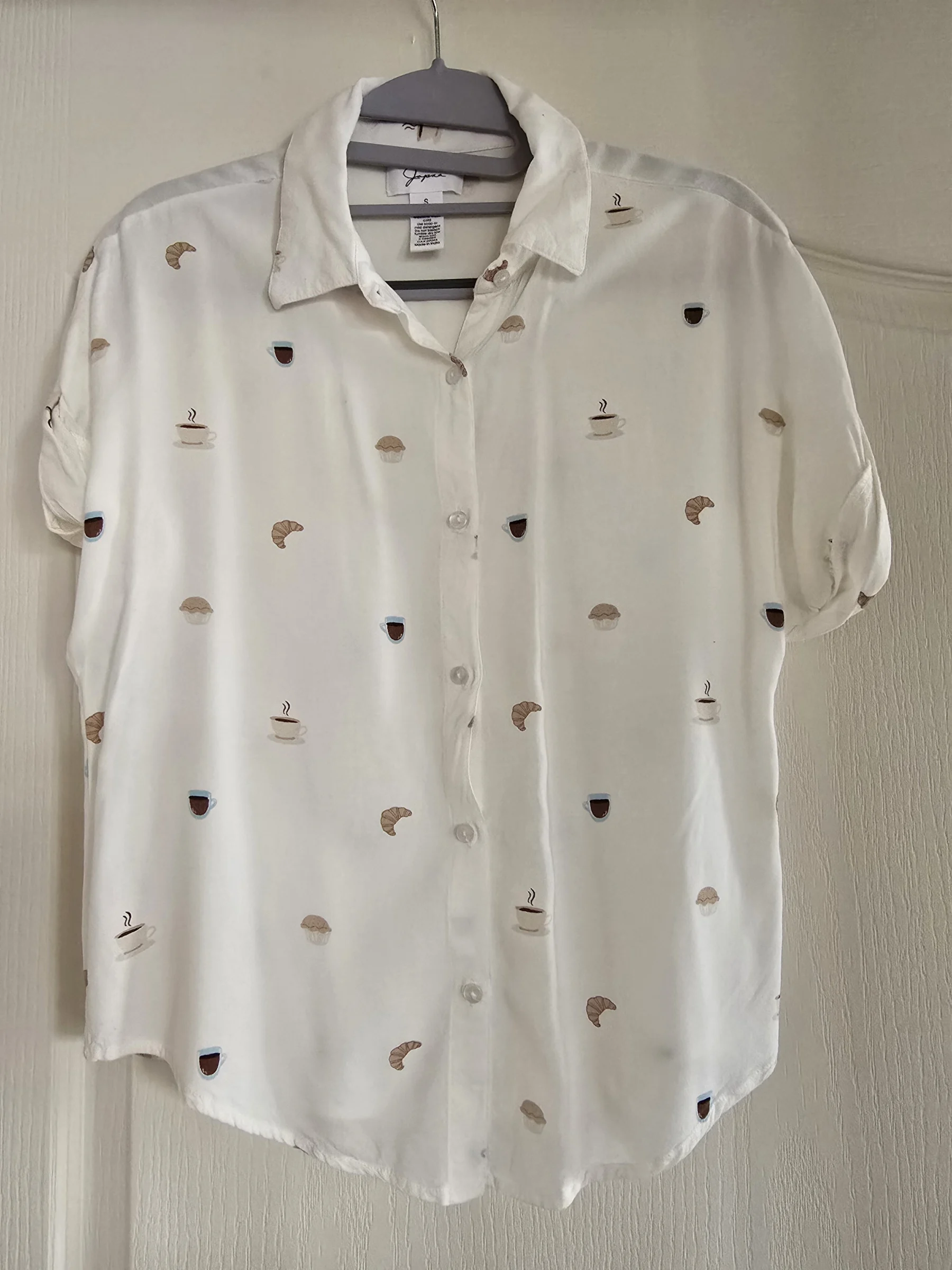 Lightweight short-sleeved blouse *Other seconde main