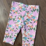 Featured thumbnail for Floral 3/4-length trousers