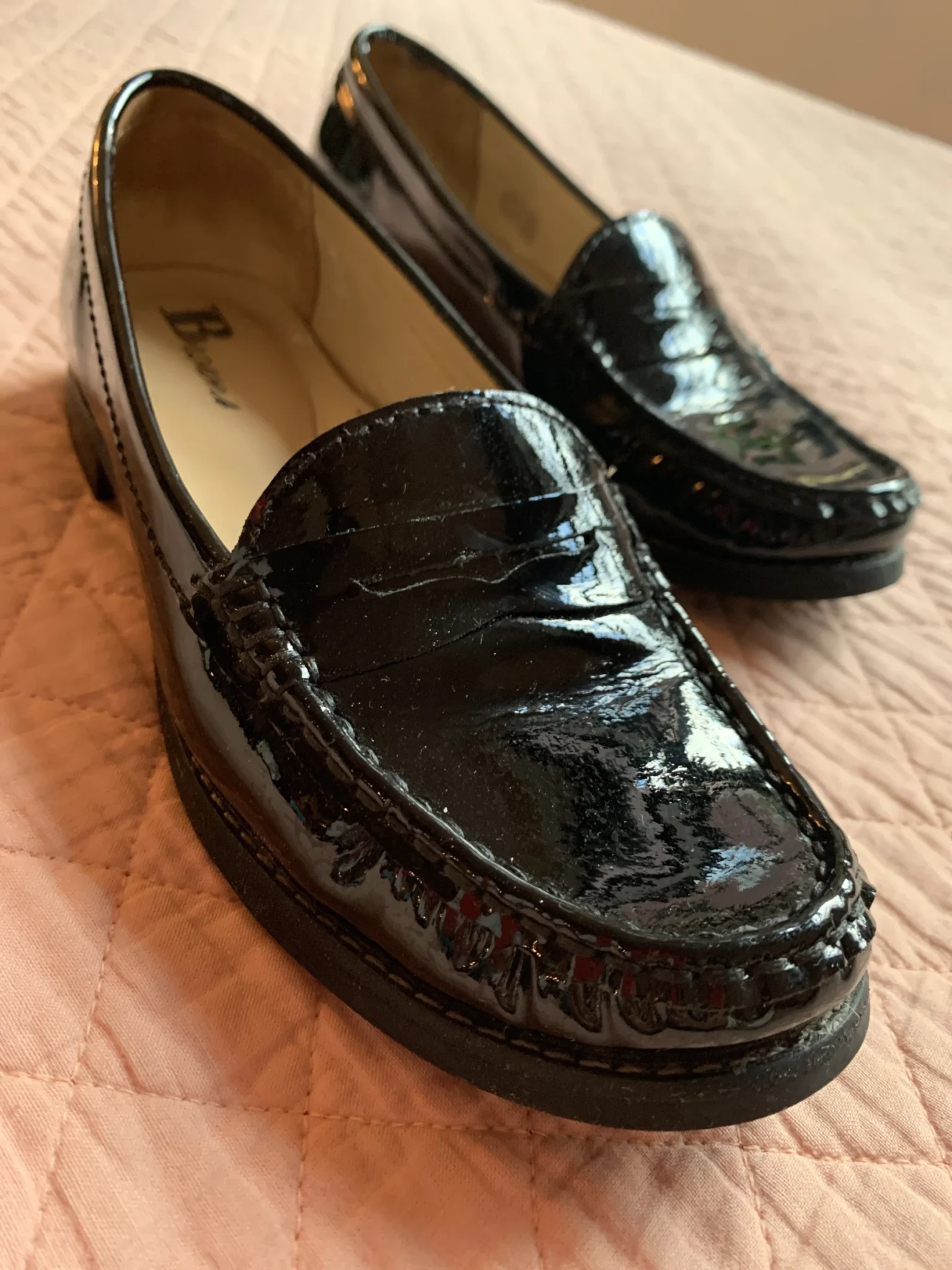 Image for BROWNS « Finch » – Mocassins noirs en cuir verni à pampilles, style Dark Academia / Preppy, pointure 7