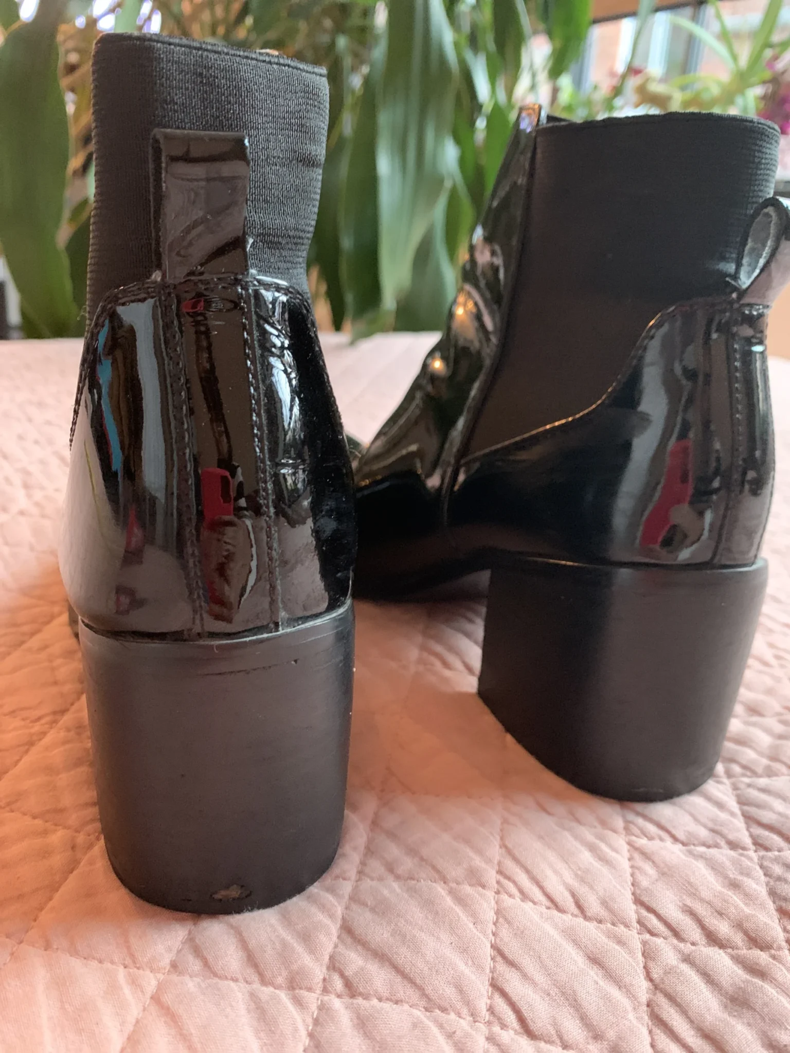 Image for ALDO – Bottines Chelsea noires en cuir verni à bout pointu – 7 US / 37,5 EUR