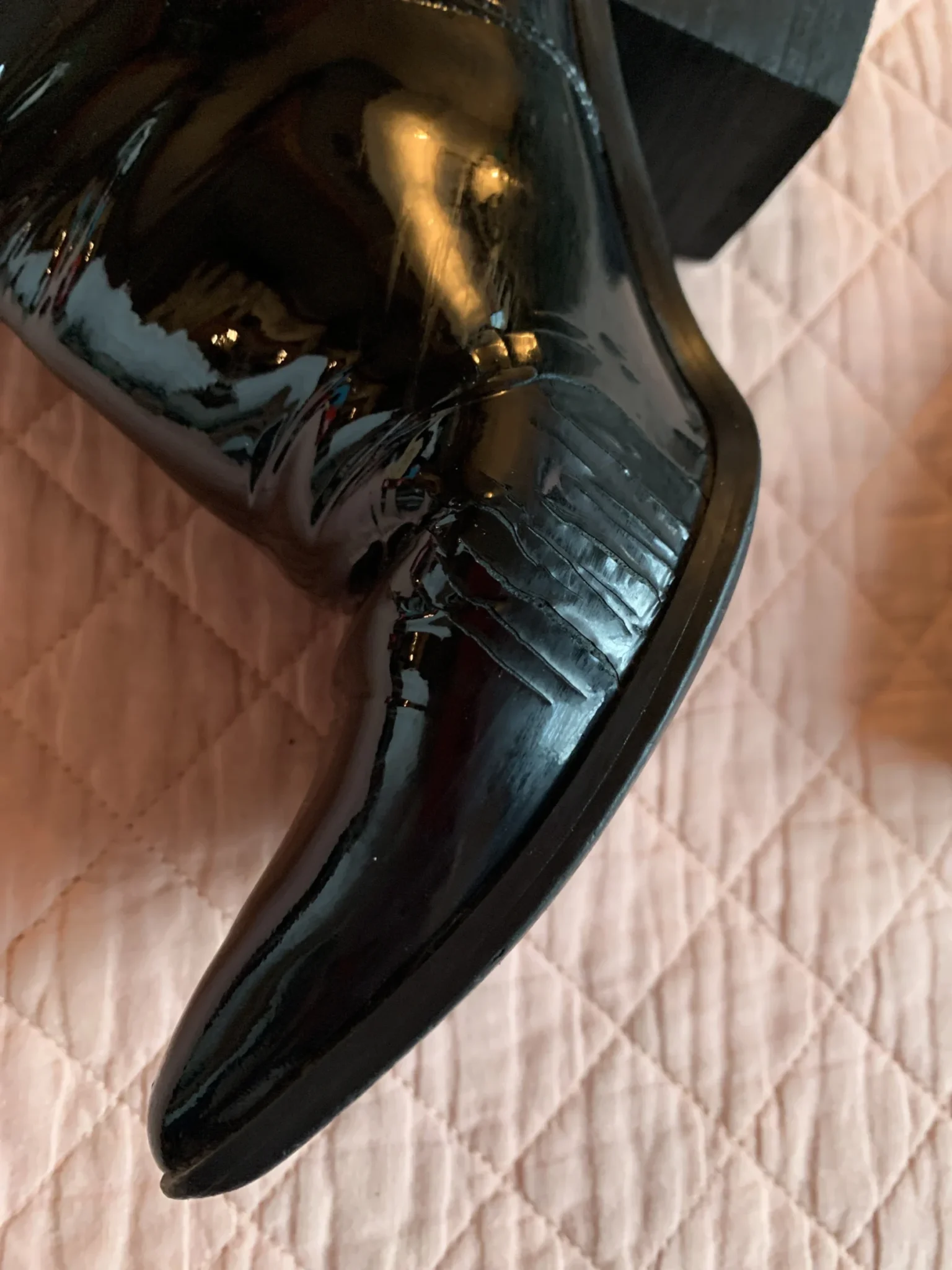 Image for ALDO – Bottines Chelsea noires en cuir verni à bout pointu – 7 US / 37,5 EUR