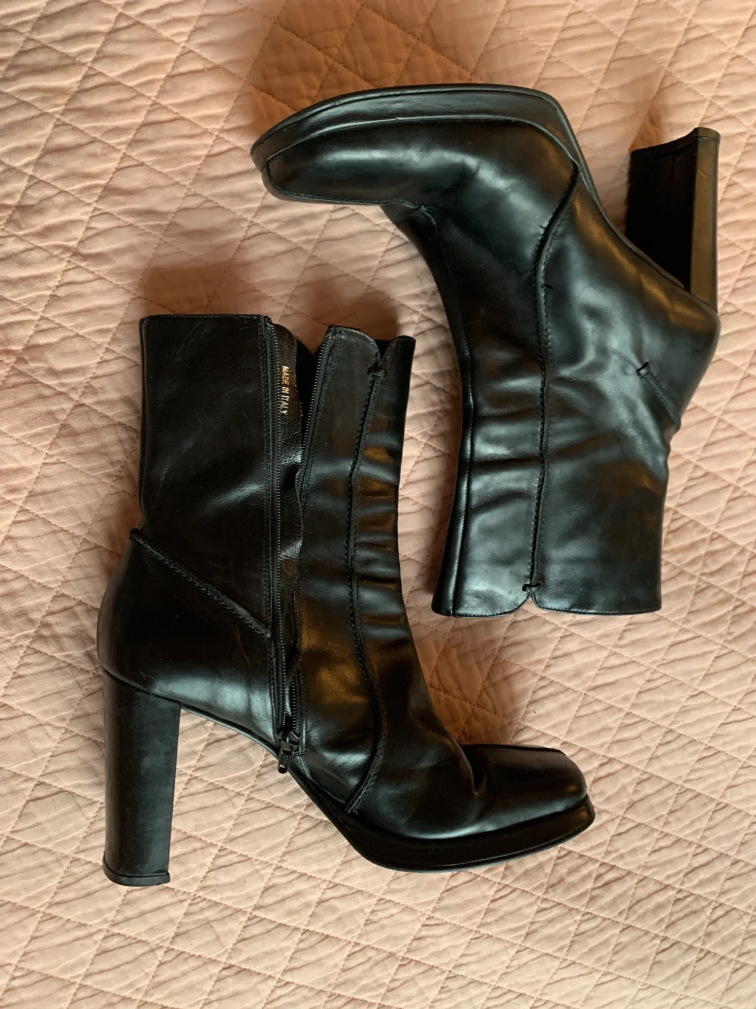 Image for PEGABO – Vintage black Italian leather ankle boots – block heel, size 40 EU