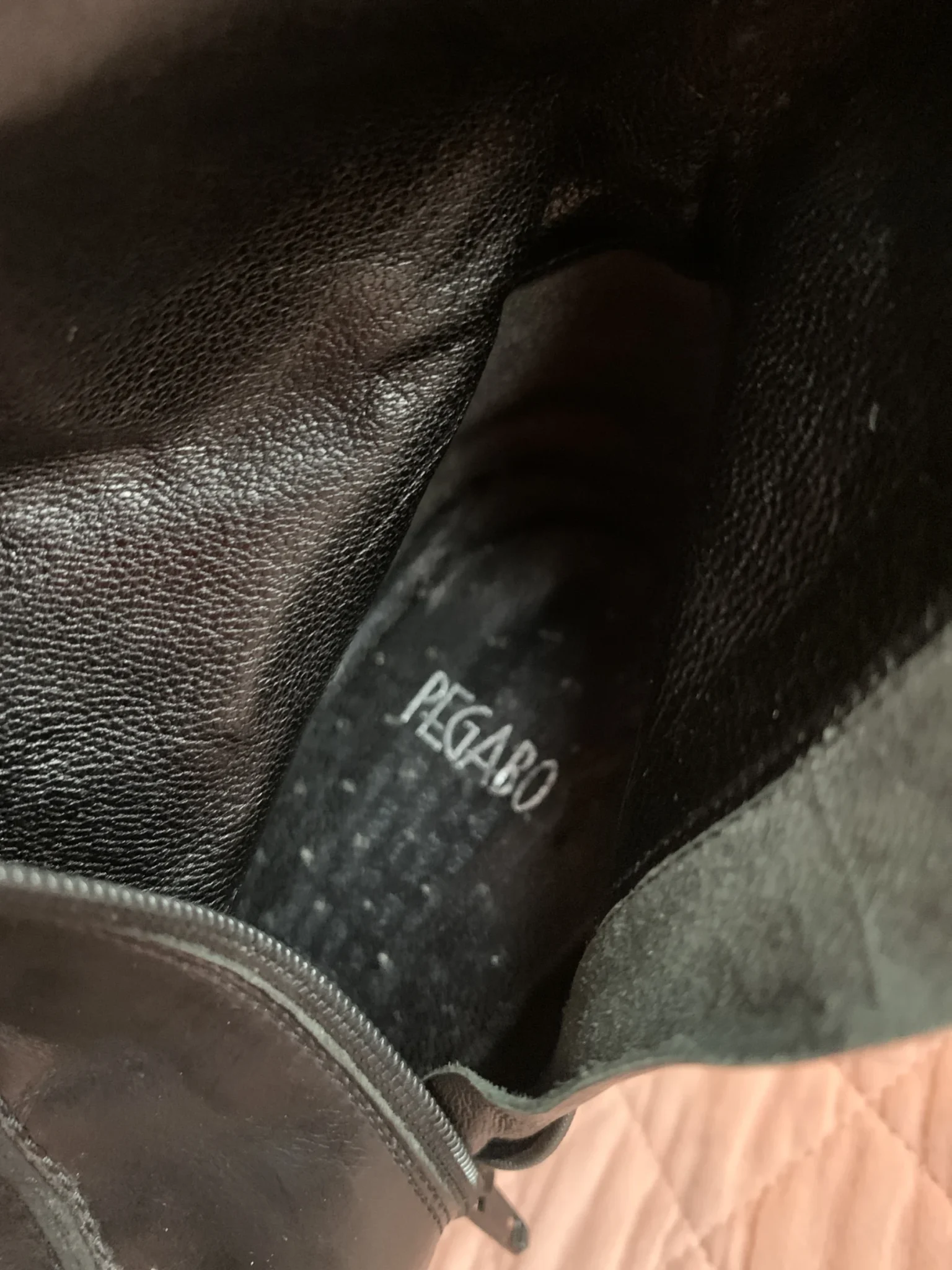 Image for PEGABO – Vintage black Italian leather ankle boots – block heel, size 40 EU
