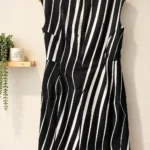 Thumbnail for Blacky Dress Berlin black & white graphic dress – Size 8