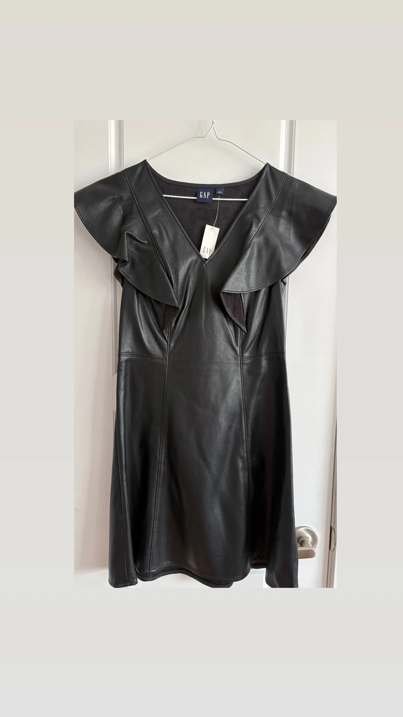 Gap faux leather mini dress GAP seconde main