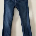Featured thumbnail for Paige jeans, Manhattan high-rise style