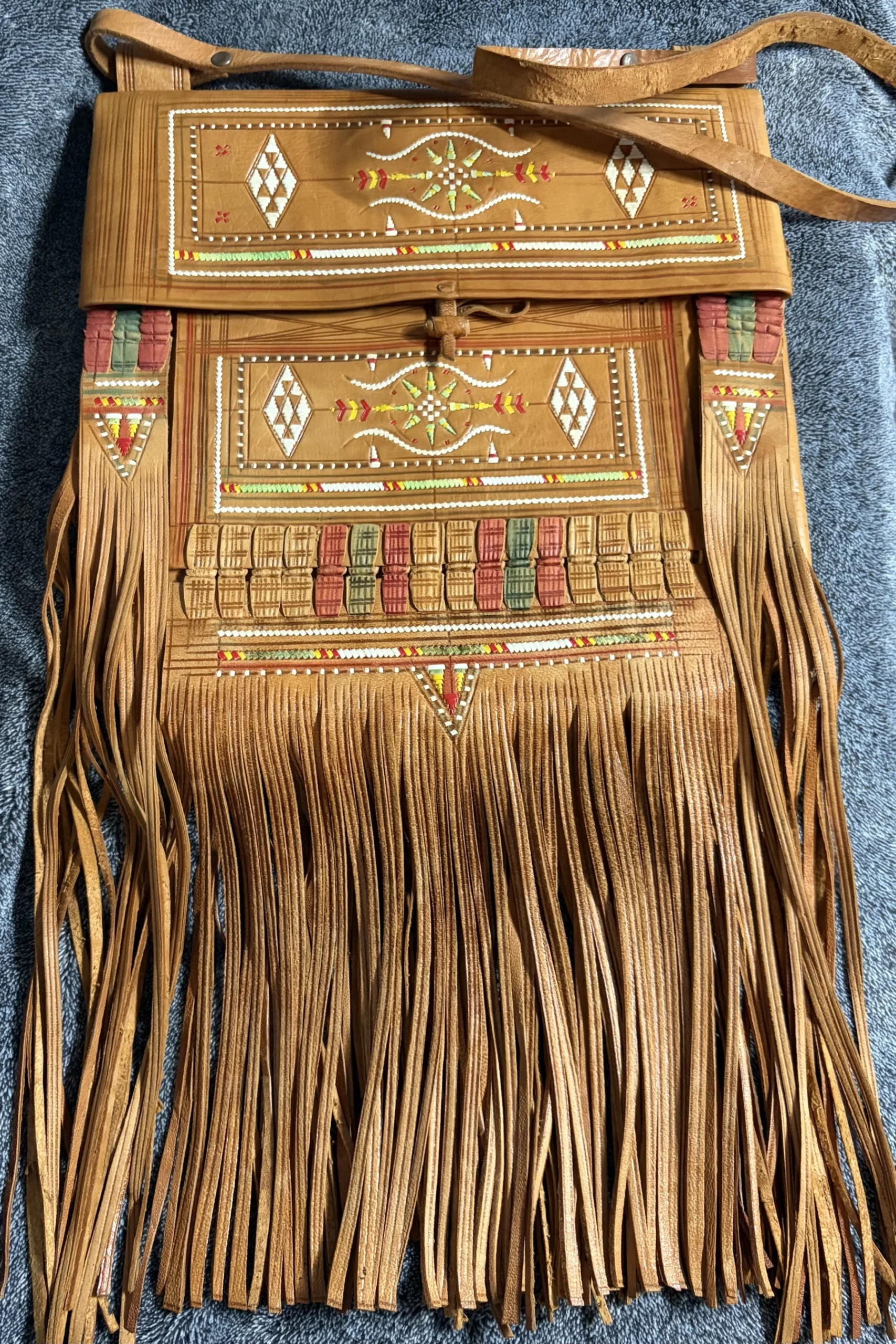 Vintage hand-embroidered, handcrafted leather shoulder bag – Boho / Tuareg style *Other seconde main
