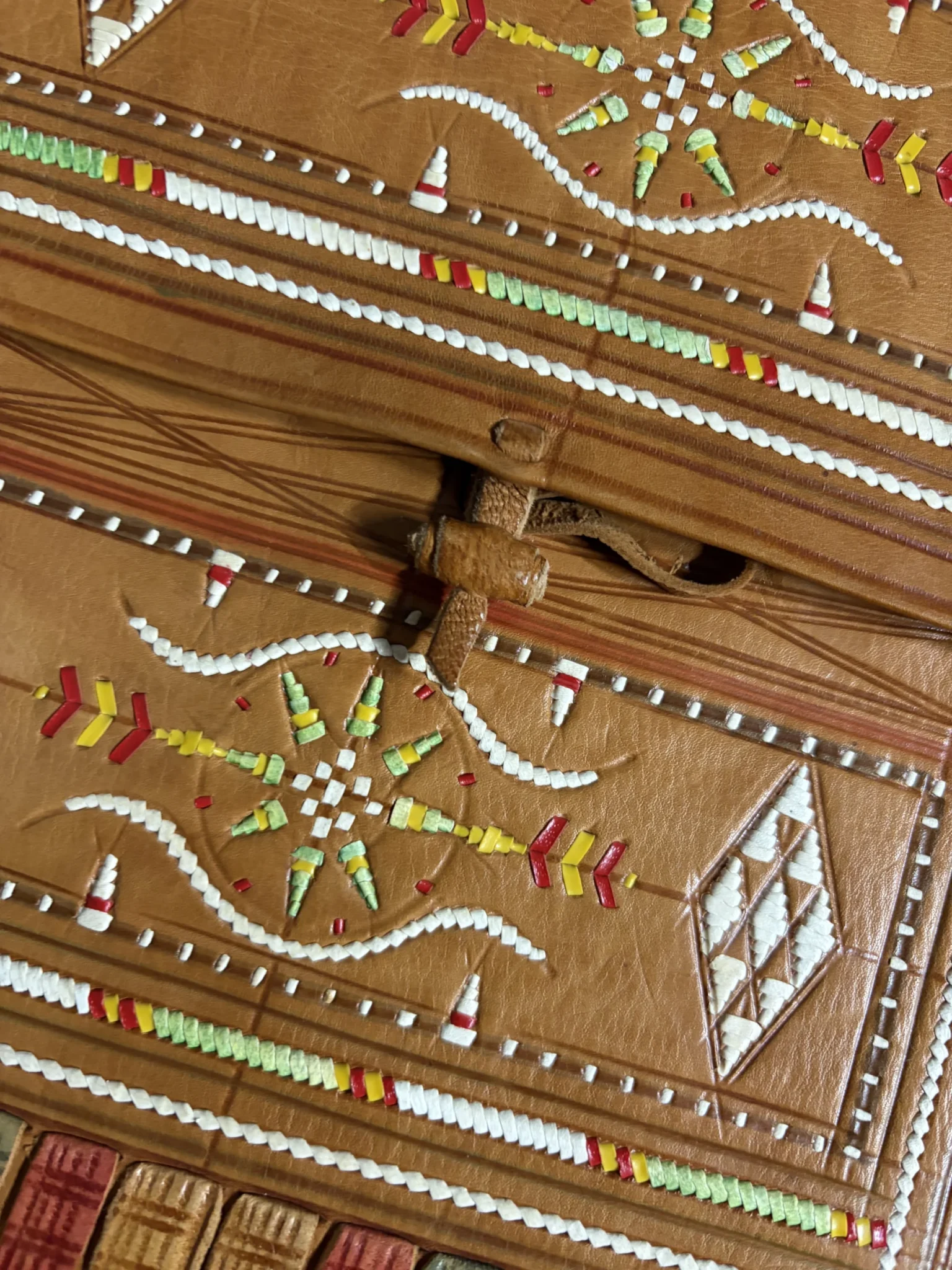 Image for Vintage hand-embroidered, handcrafted leather shoulder bag – Boho / Tuareg style