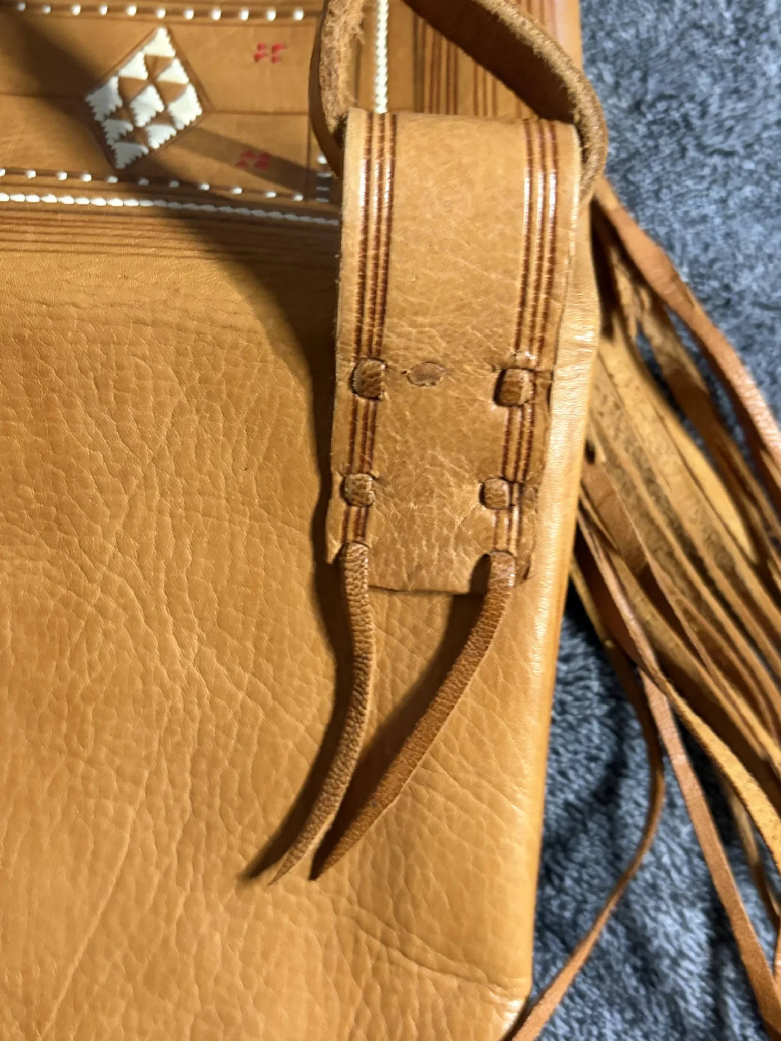 Image for Vintage hand-embroidered, handcrafted leather shoulder bag – Boho / Tuareg style