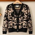 Featured thumbnail for Cardigan Gemma + Jane – floral noir et beige – M