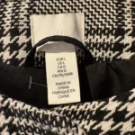 Thumbnail for Veste courte H&M à carreaux noir et blanc – L