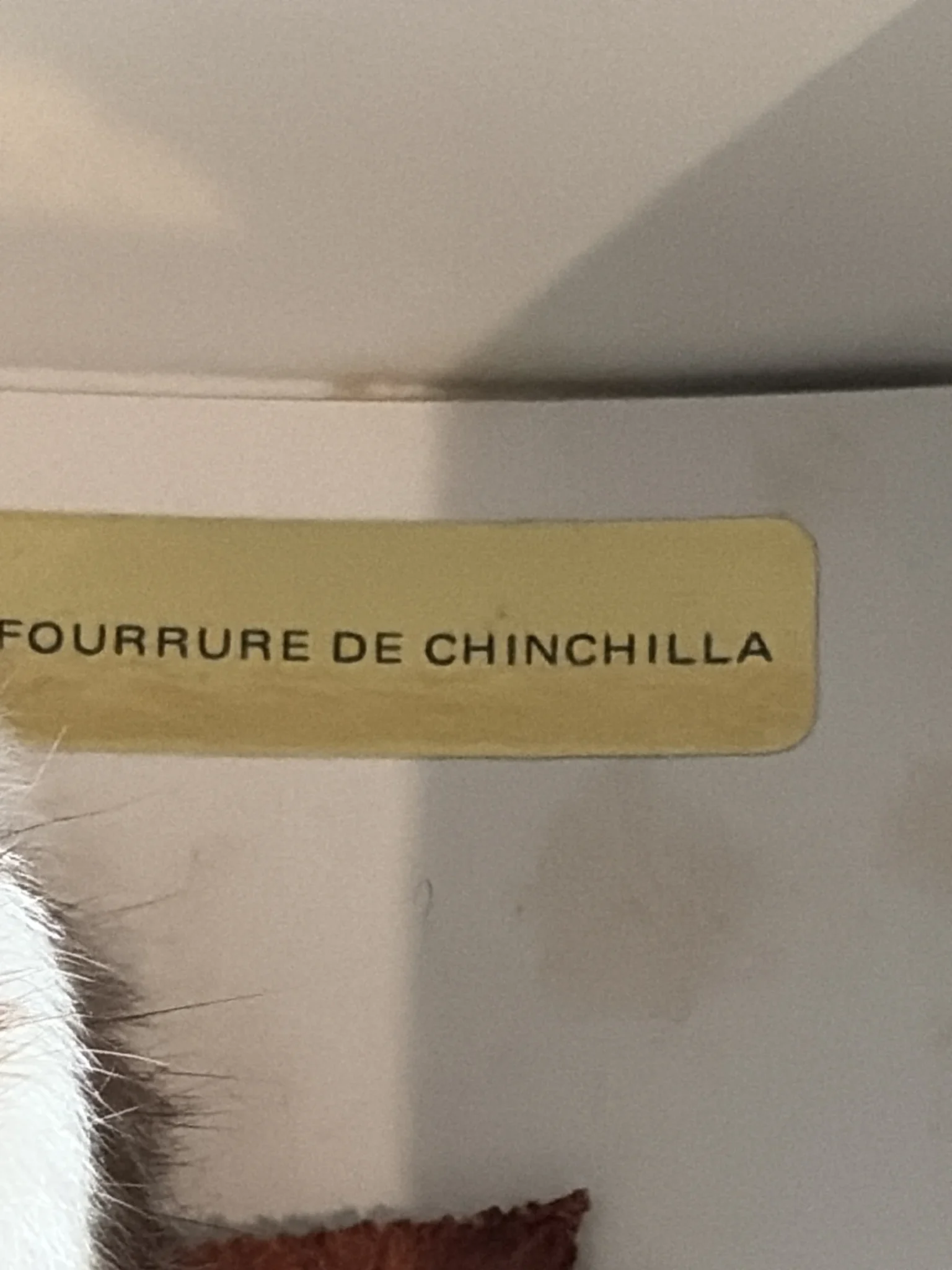 Image for A stunning flower brooch made from genuine chinchilla fur – With original box