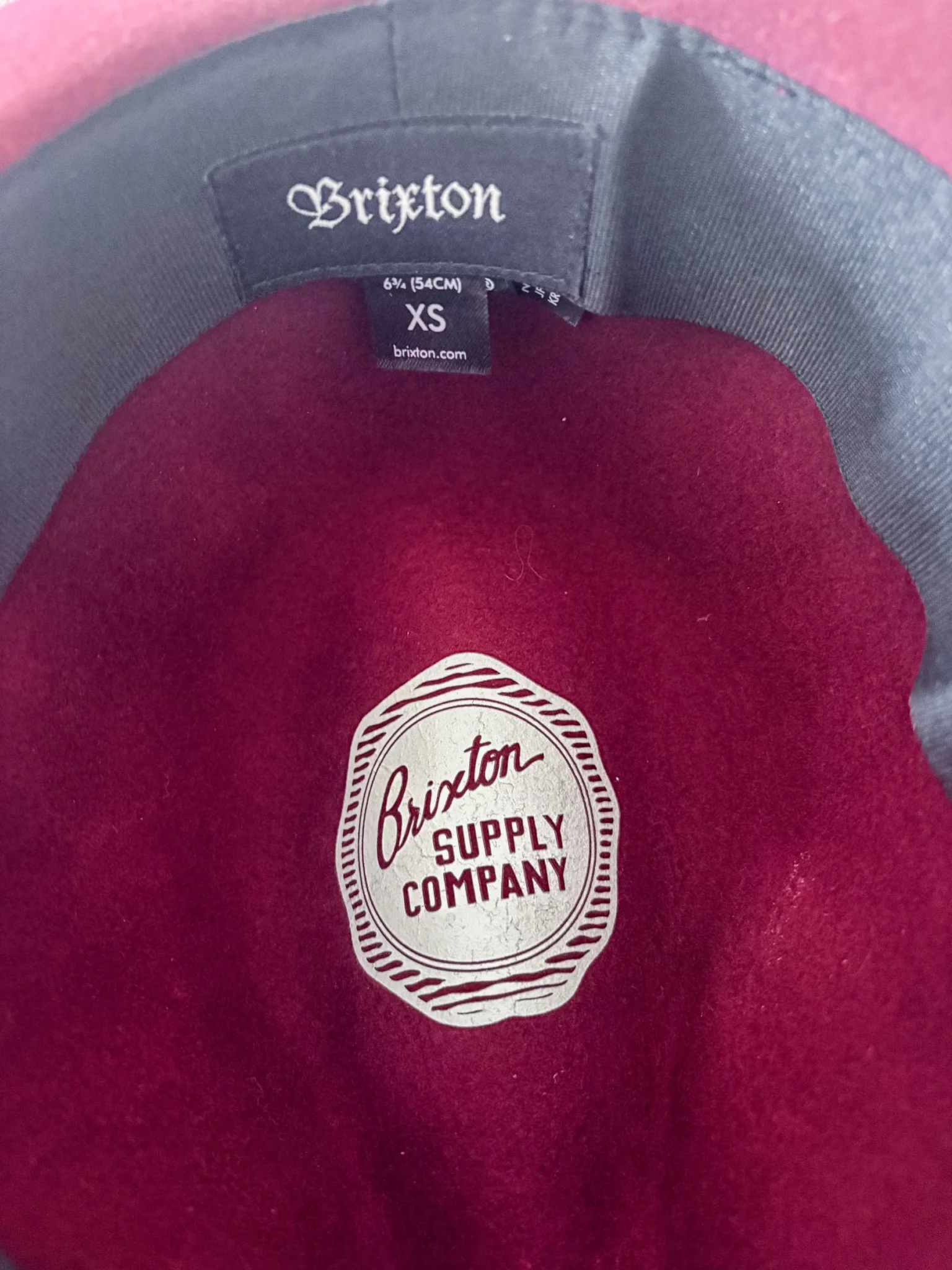 Image for Brixton hat – Burgundy, autumnal style