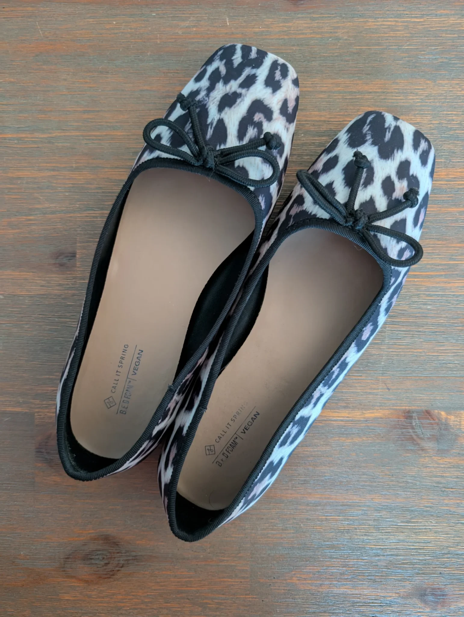 Featured image for Women’s shoes (8)