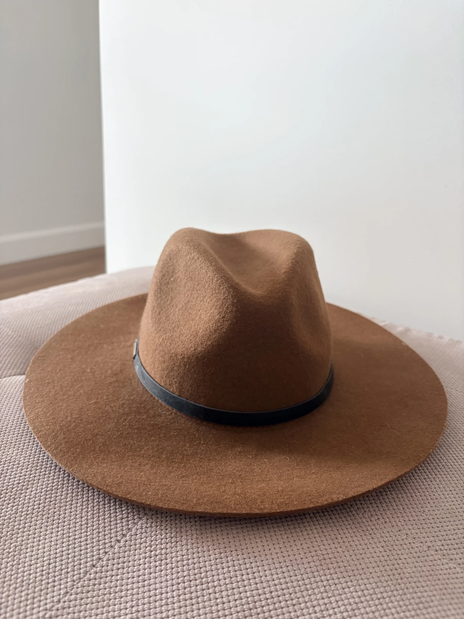 SOIA & KYO brown hat – Autumn style *Other seconde main