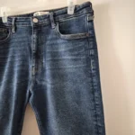 Thumbnail for High-waisted jeans – ankle-length