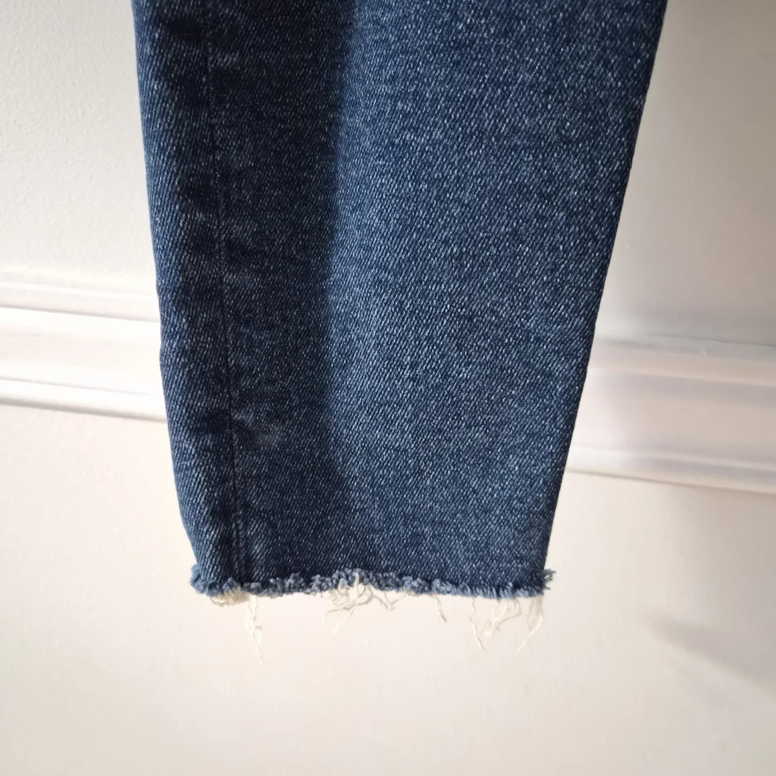 Image for High-waisted jeans – ankle-length