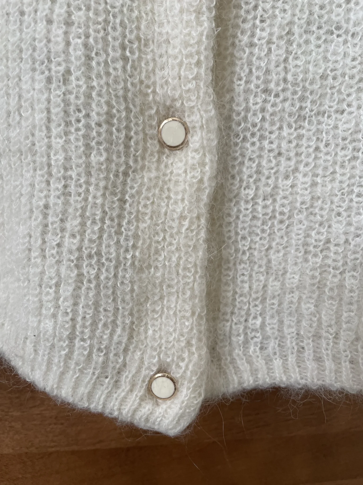 Image for Cardigan 2 dans 1  Wilfred par Aritzia – Crème – Comme neuf