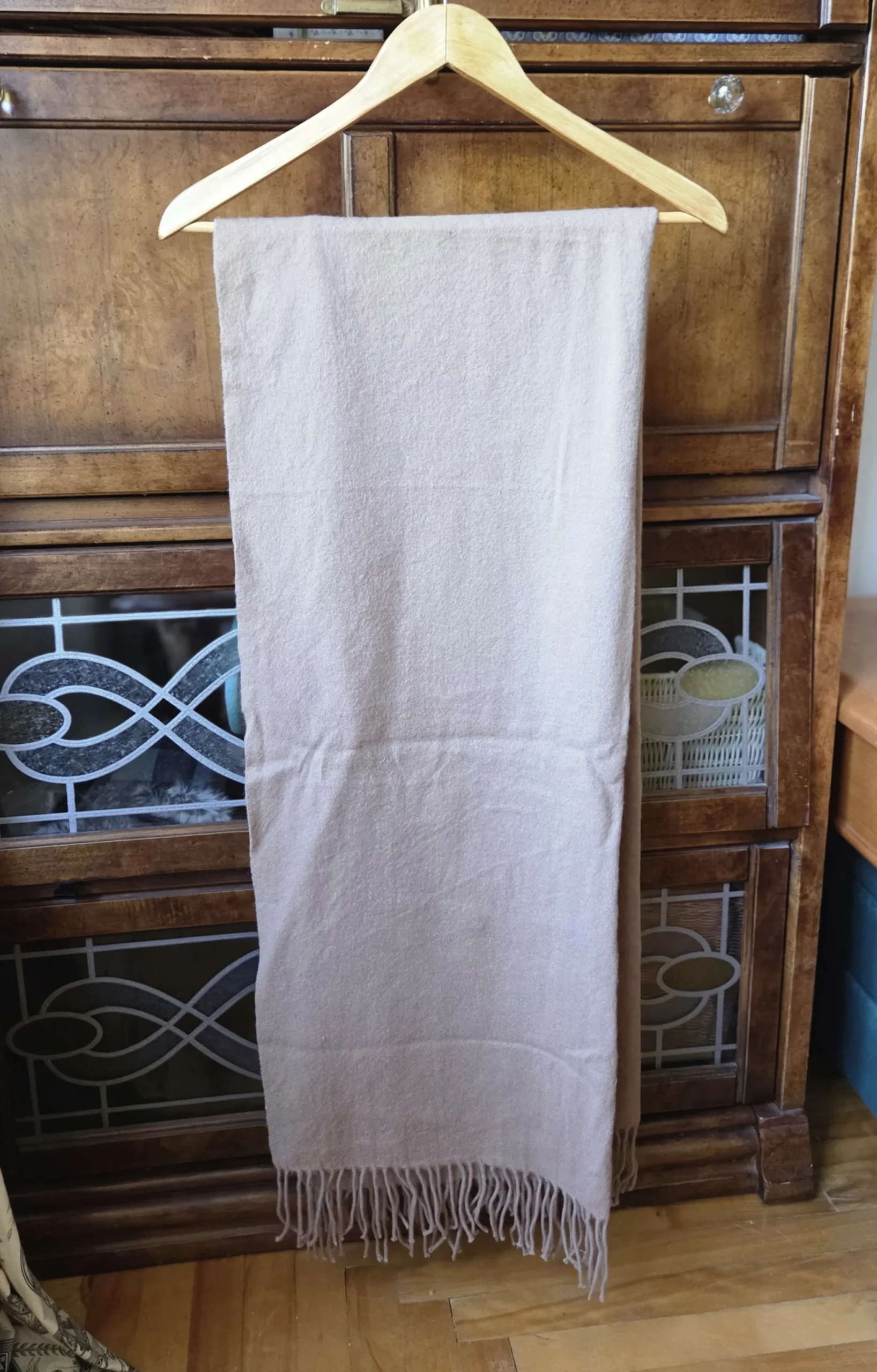 ¨NAÏF – A beautiful 100 per cent wool scarf Naïf seconde main
