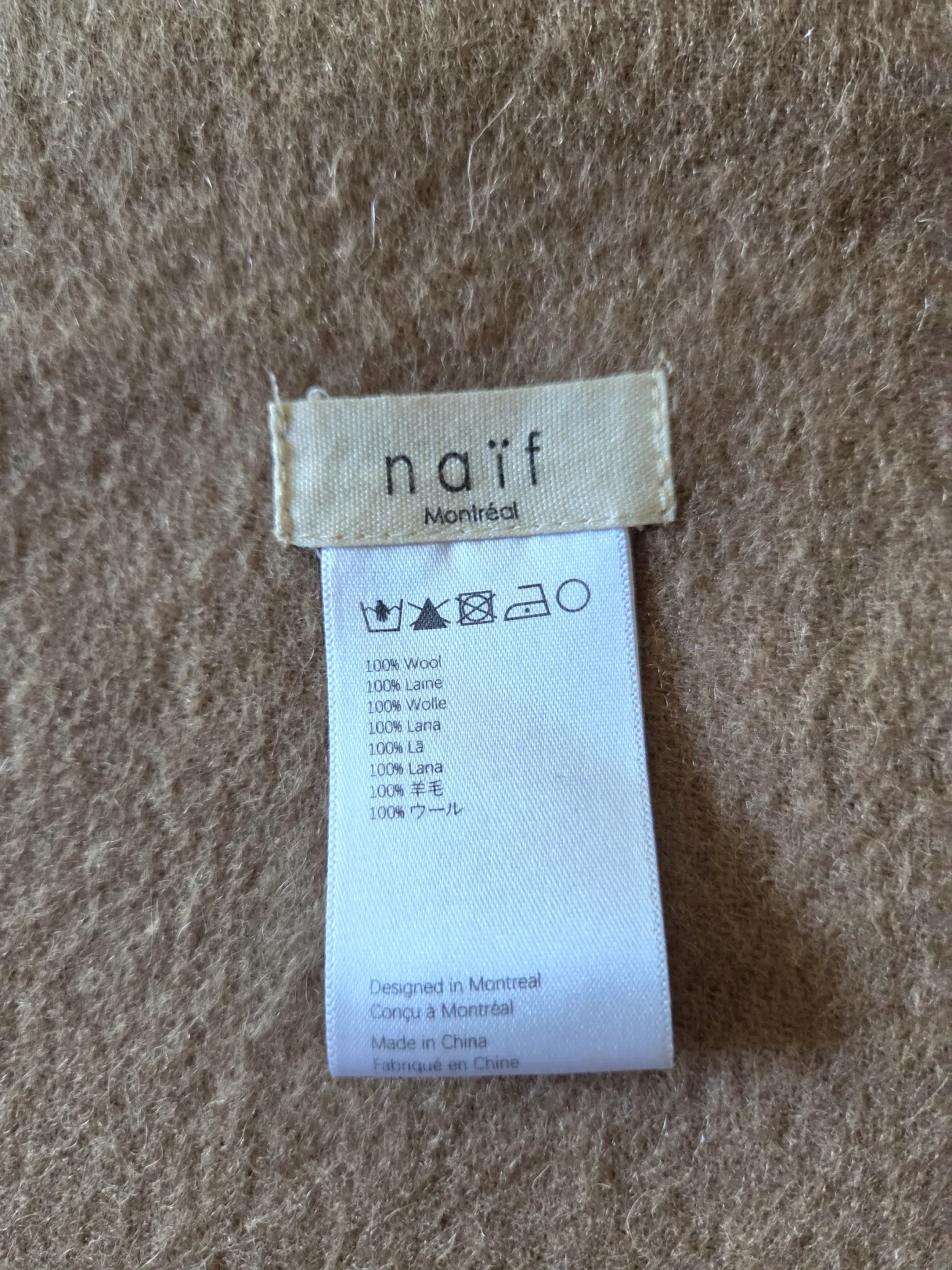 Image for ¨NAÏF – A beautiful 100 per cent wool scarf